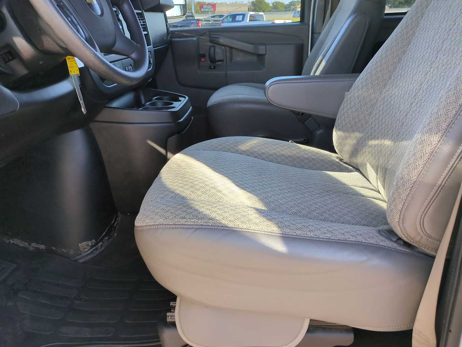 Thumbnail: 2020 Chevrolet Express - 17