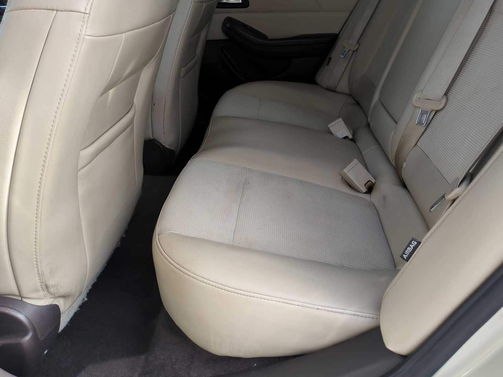 Thumbnail: 2015 Chevrolet Malibu - 22