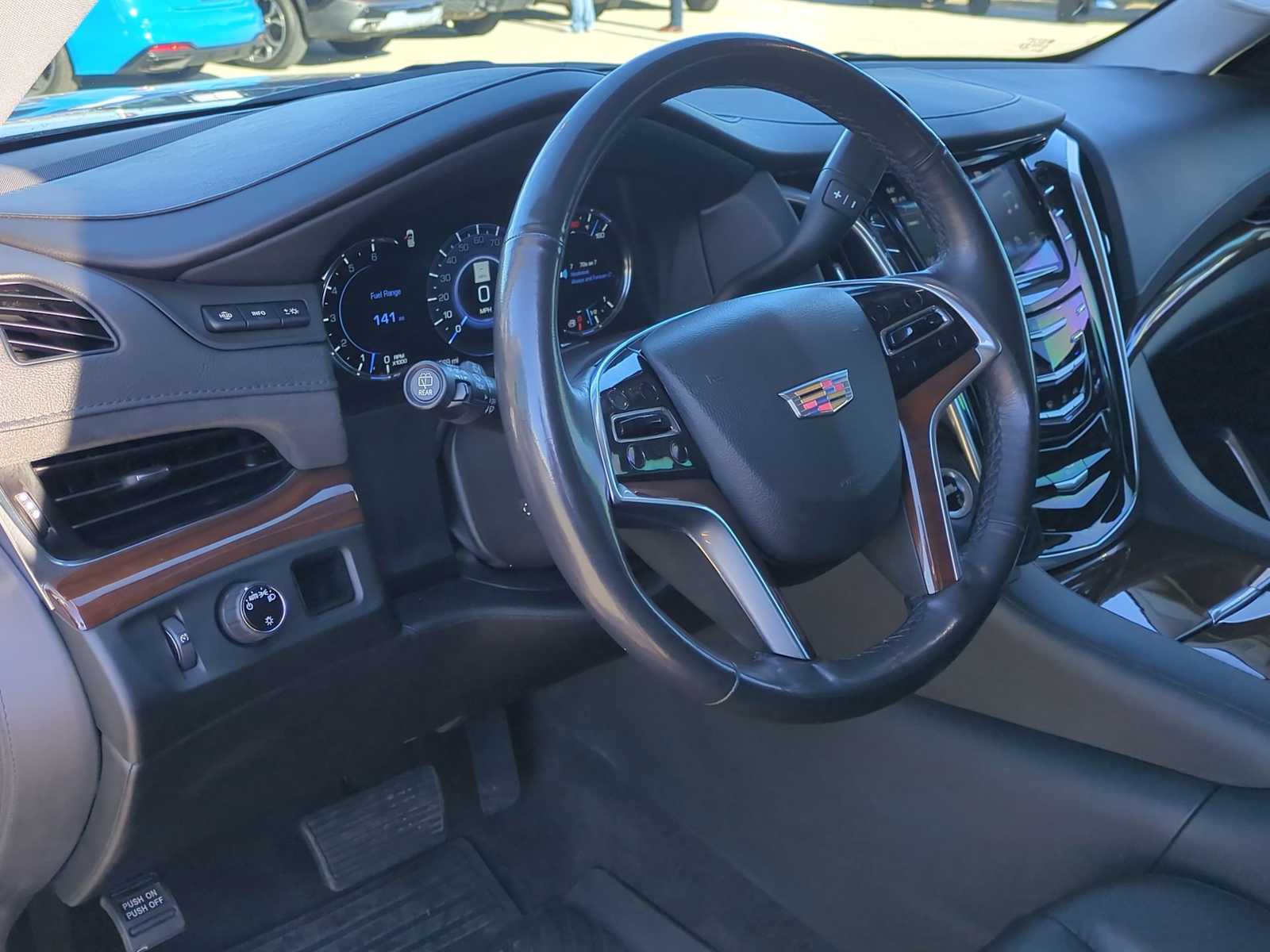 Thumbnail: 2020 Cadillac Escalade - 10