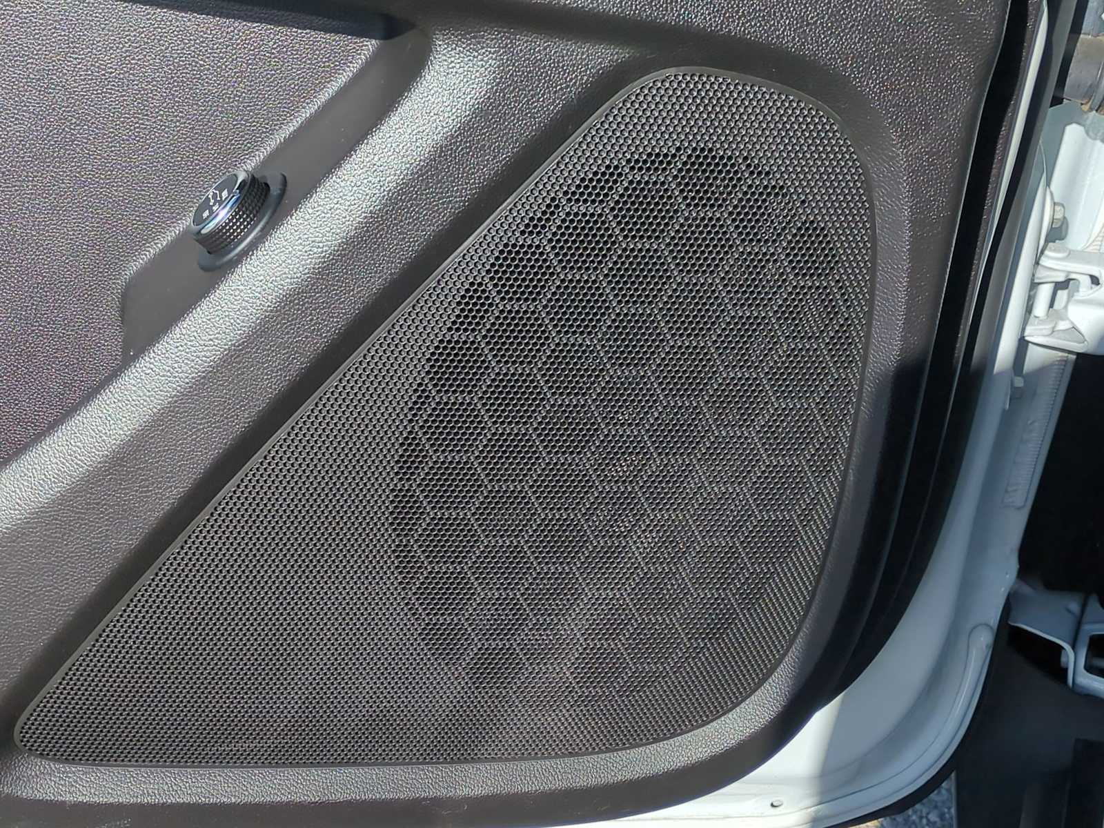 Thumbnail: 2023 Chevrolet Traverse - 24