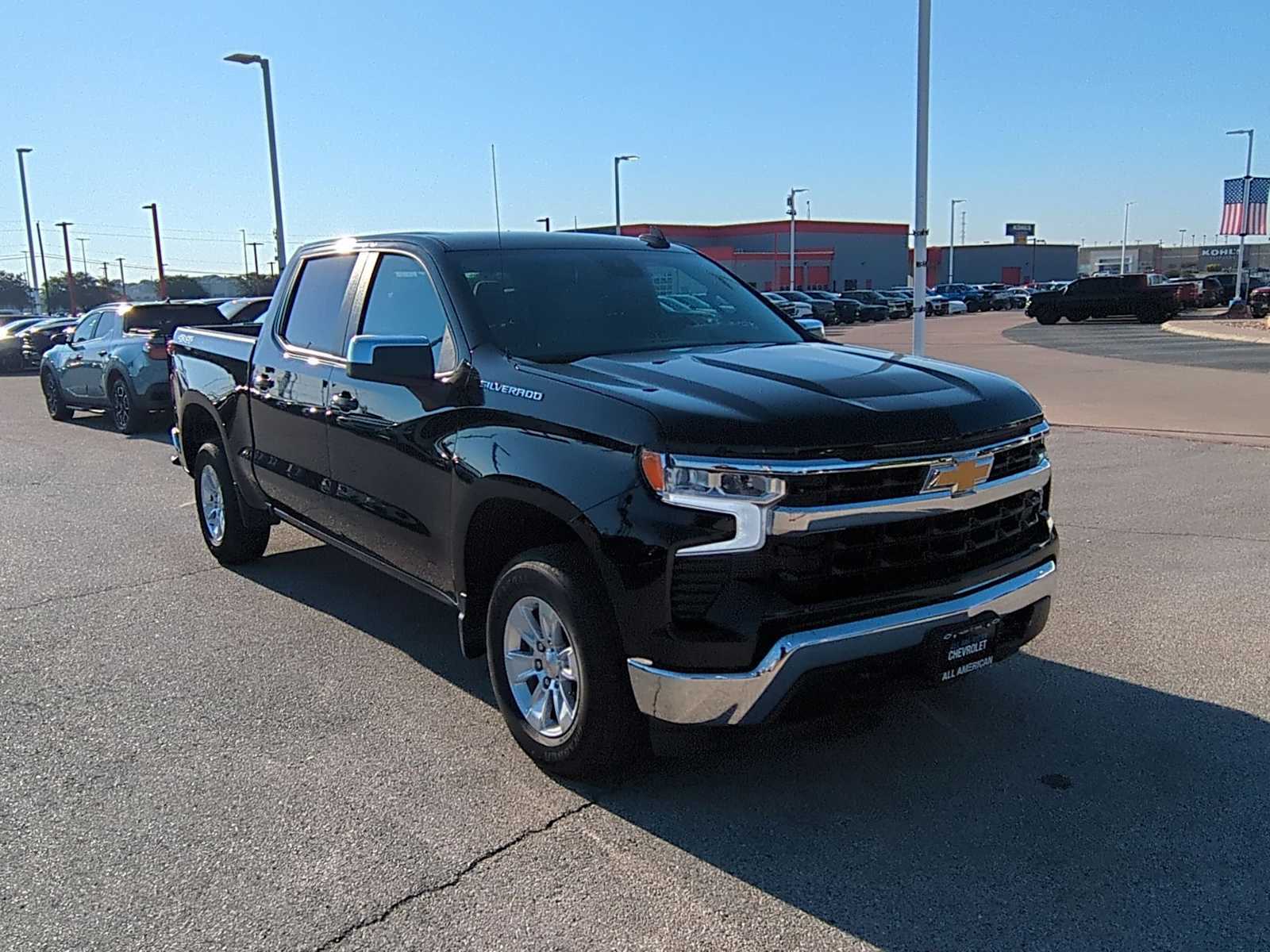 2025 Chevrolet Silverado 1500 LT photo 2