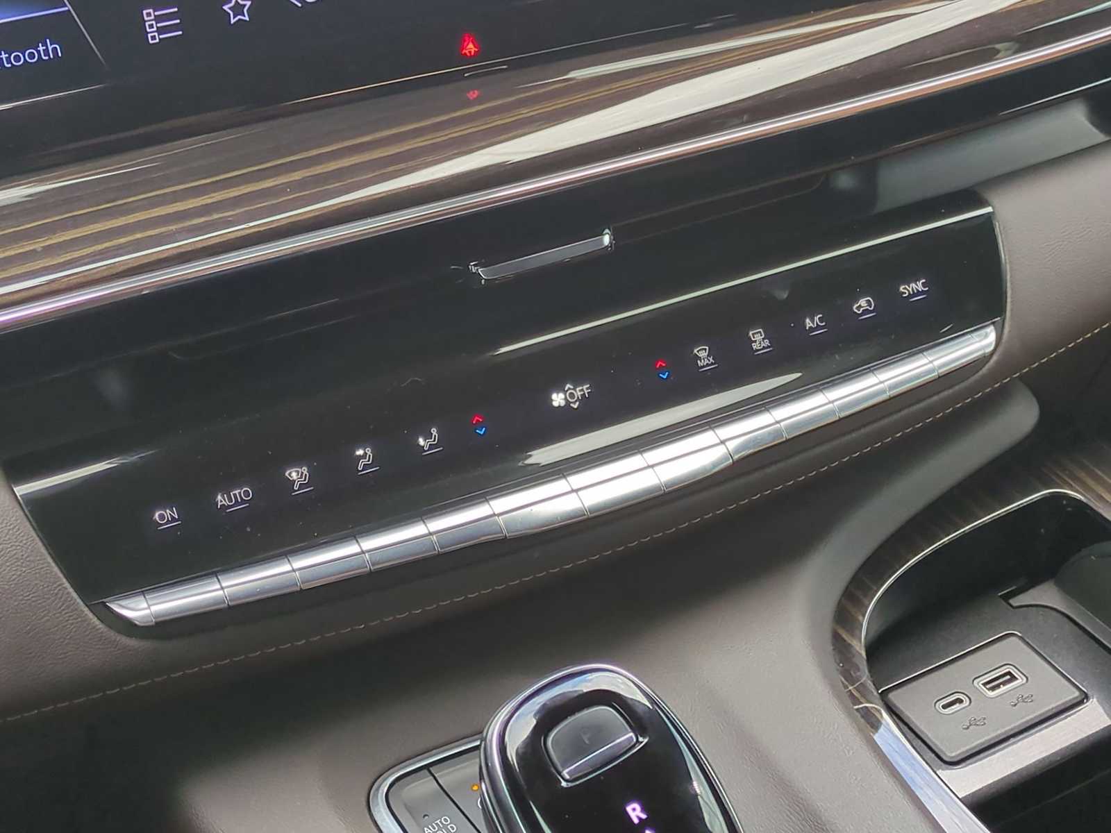 Thumbnail: 2023 Cadillac Escalade - 18