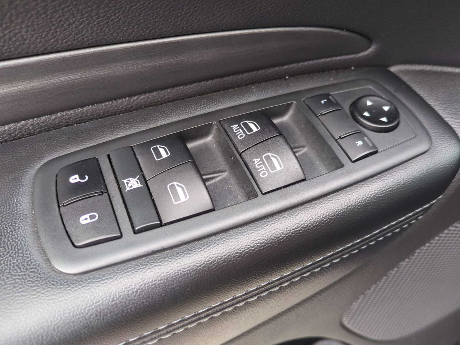 Thumbnail: 2021 Dodge Durango - 21