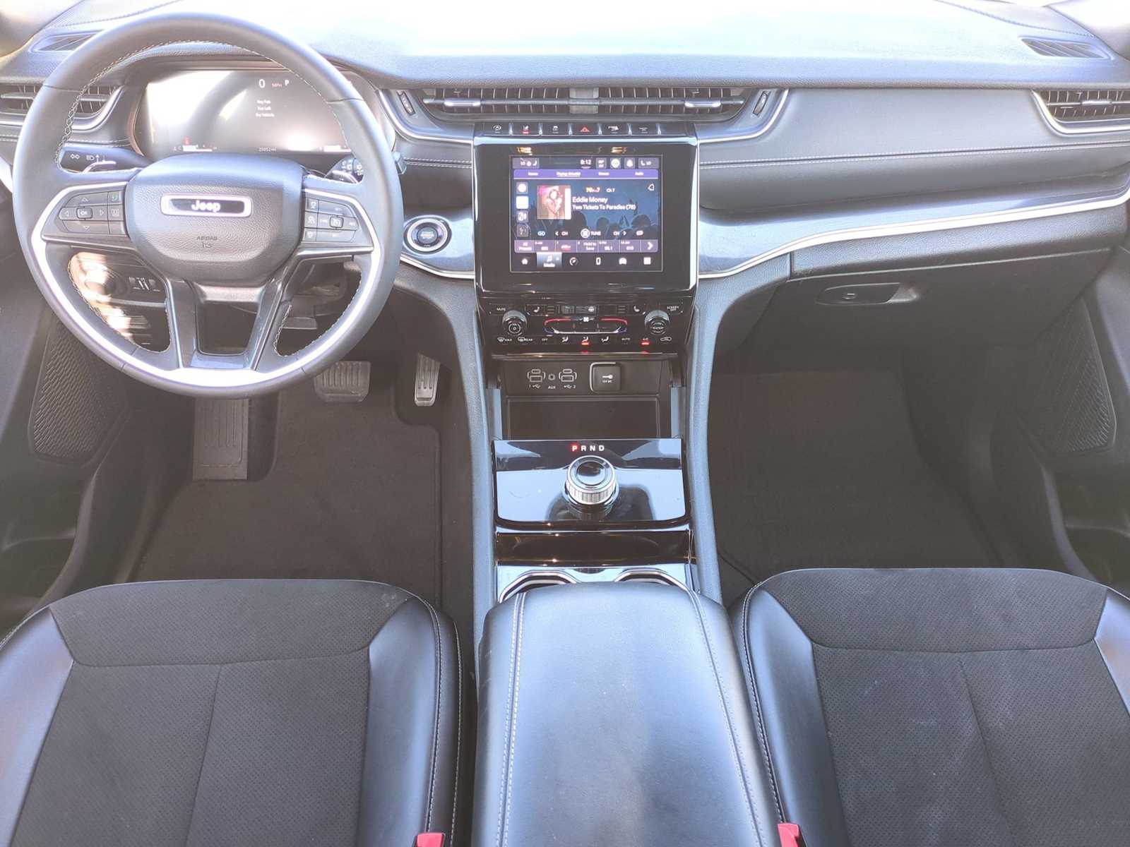 Thumbnail: 2023 Jeep Grand Cherokee L - 20