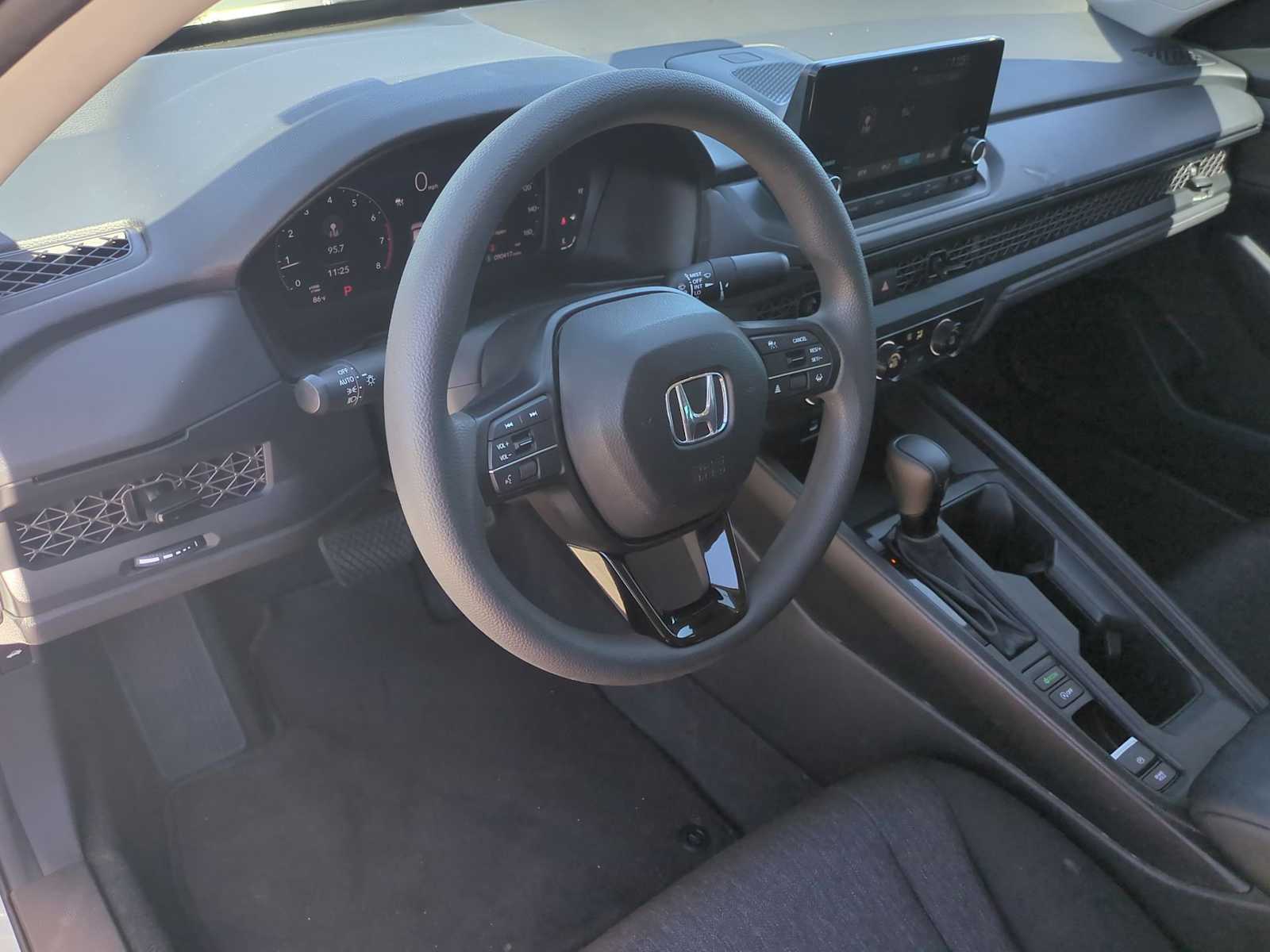 Thumbnail: 2023 Honda Accord - 10