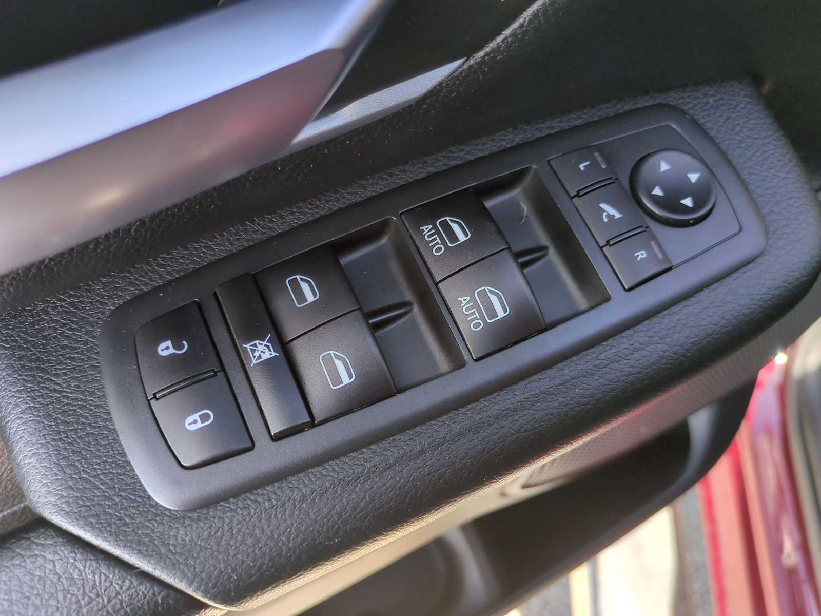 Thumbnail: 2020 RAM 1500 - 23