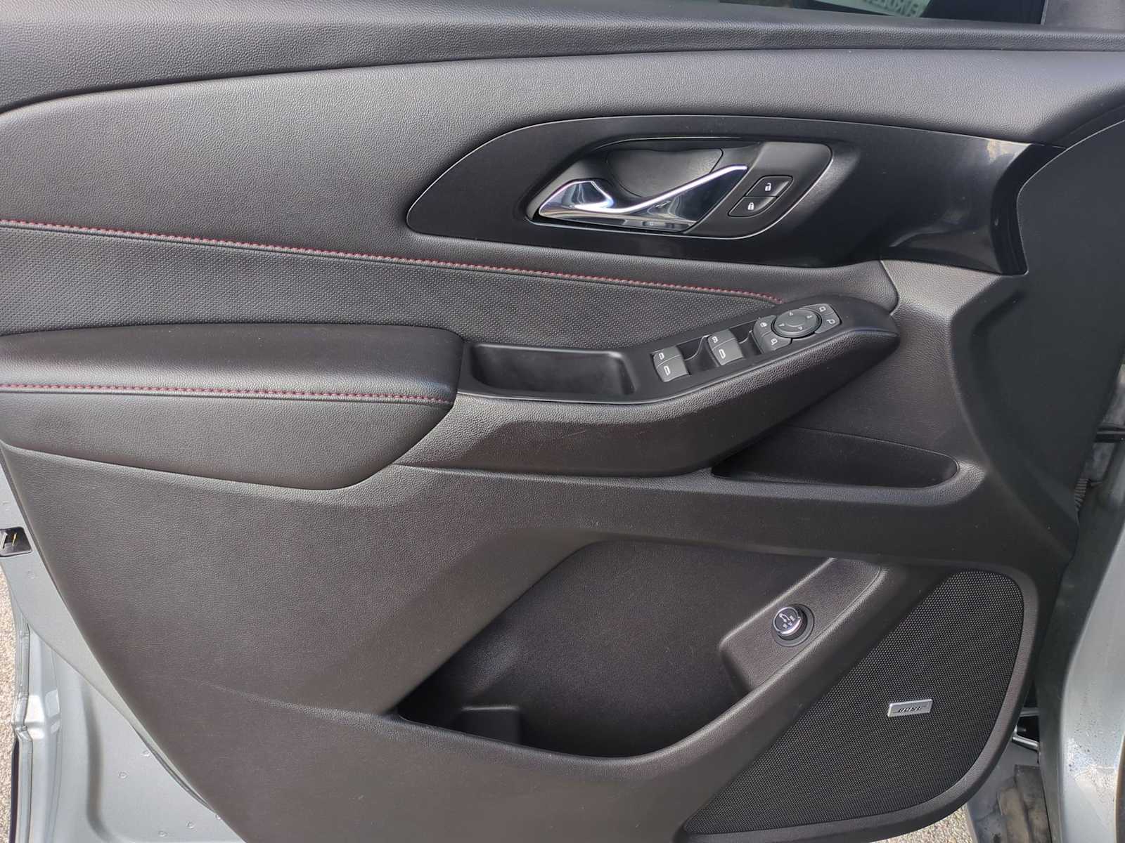 Thumbnail: 2023 Chevrolet Traverse - 22