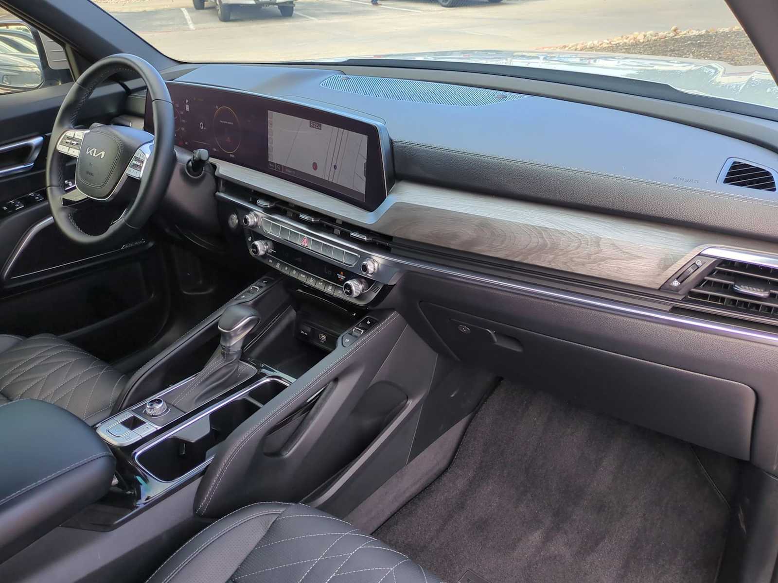 Thumbnail: 2024 Kia Telluride - 30