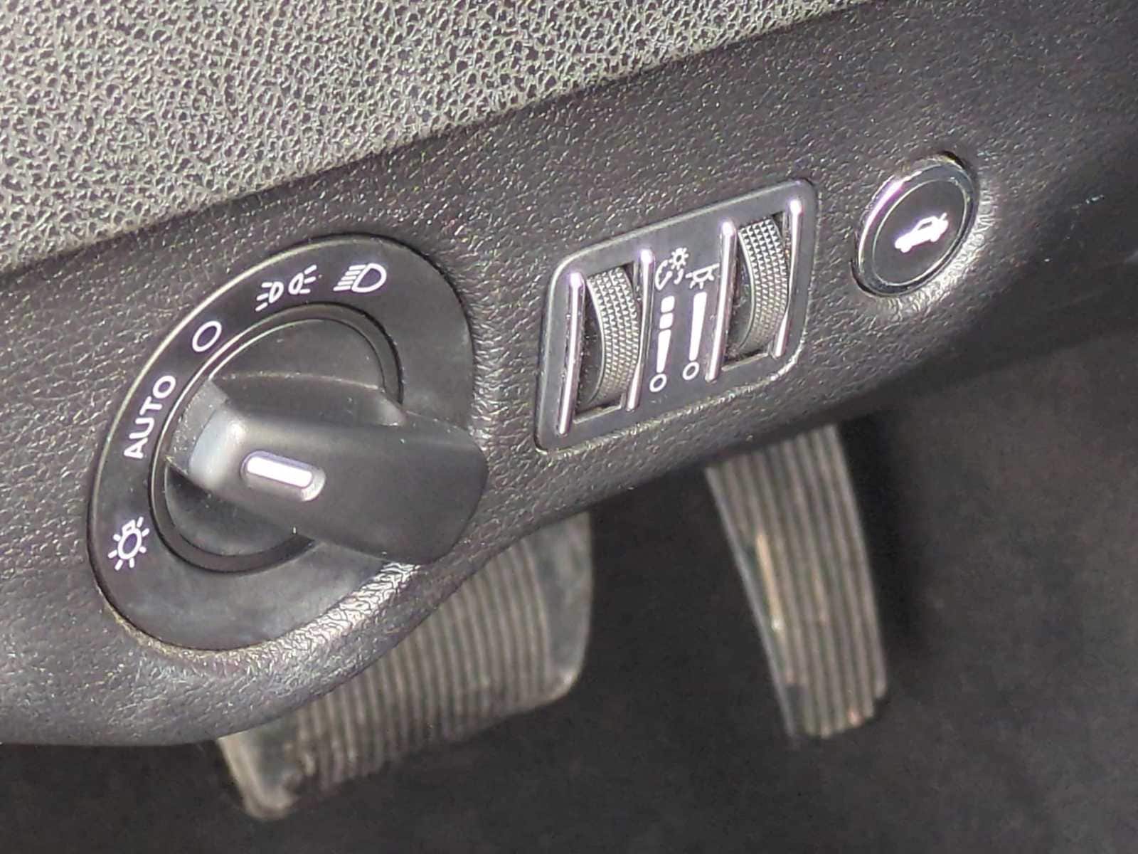 Thumbnail: 2023 Dodge Charger - 34