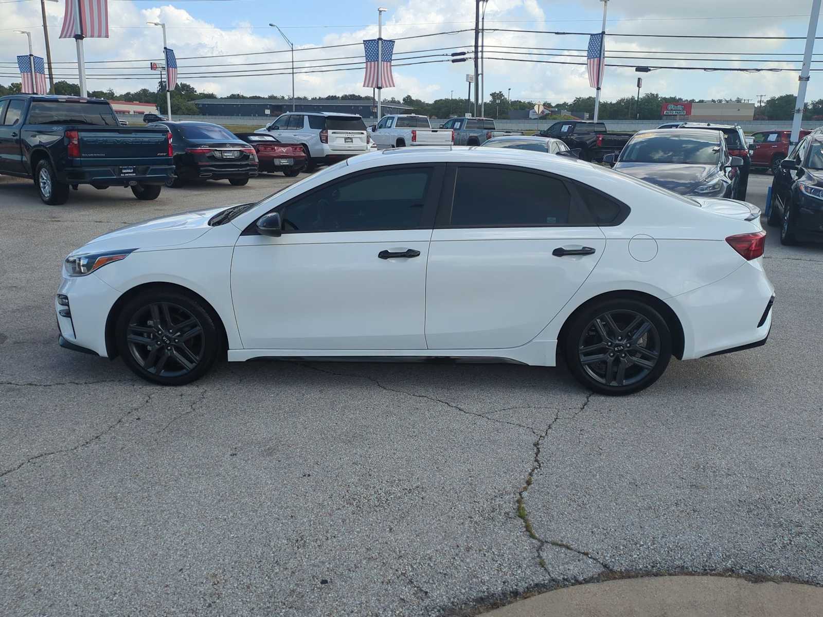 Thumbnail: 2021 Kia Forte - 5