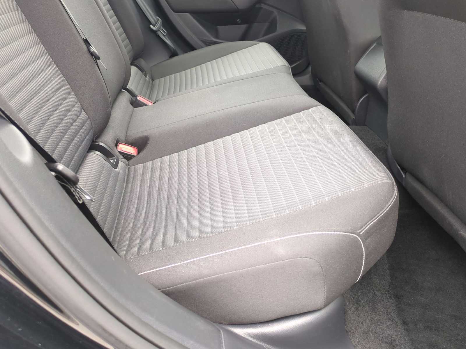 Thumbnail: 2024 Volkswagen Jetta - 24