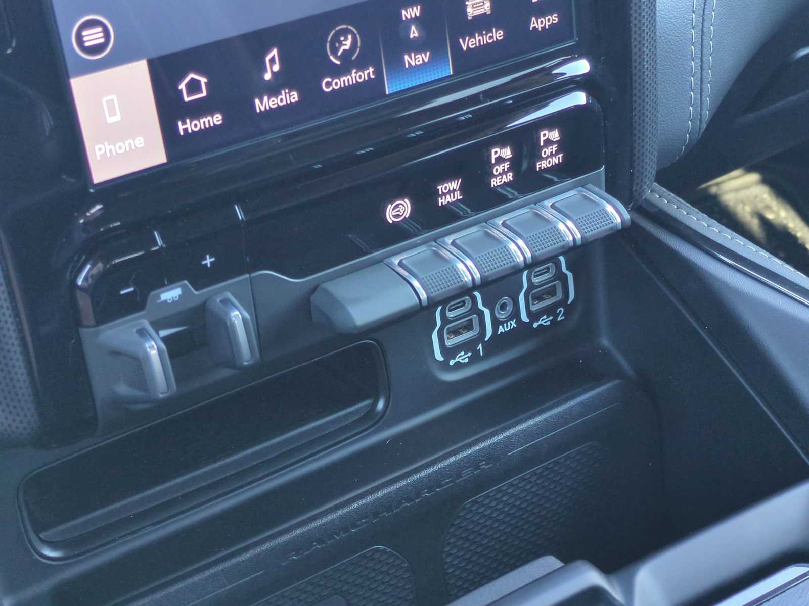 Thumbnail: 2024 RAM 2500 - 18