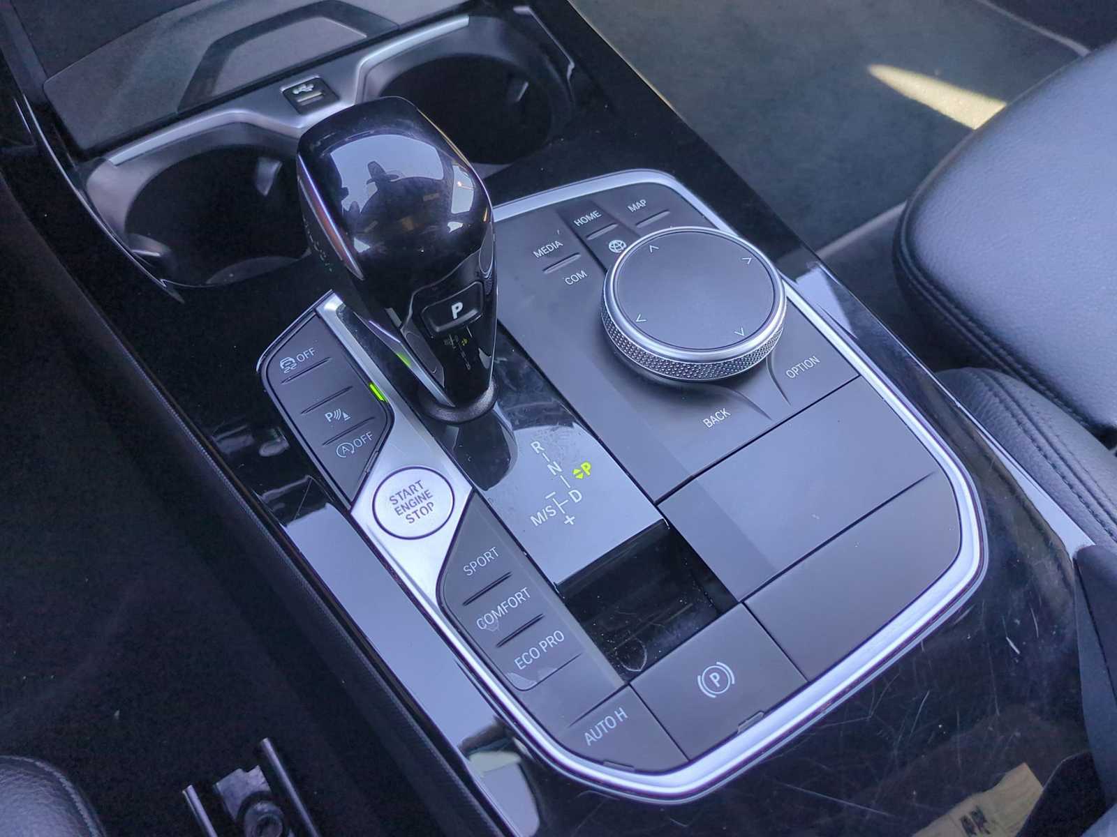 Thumbnail: 2024 BMW 2 Series - 16