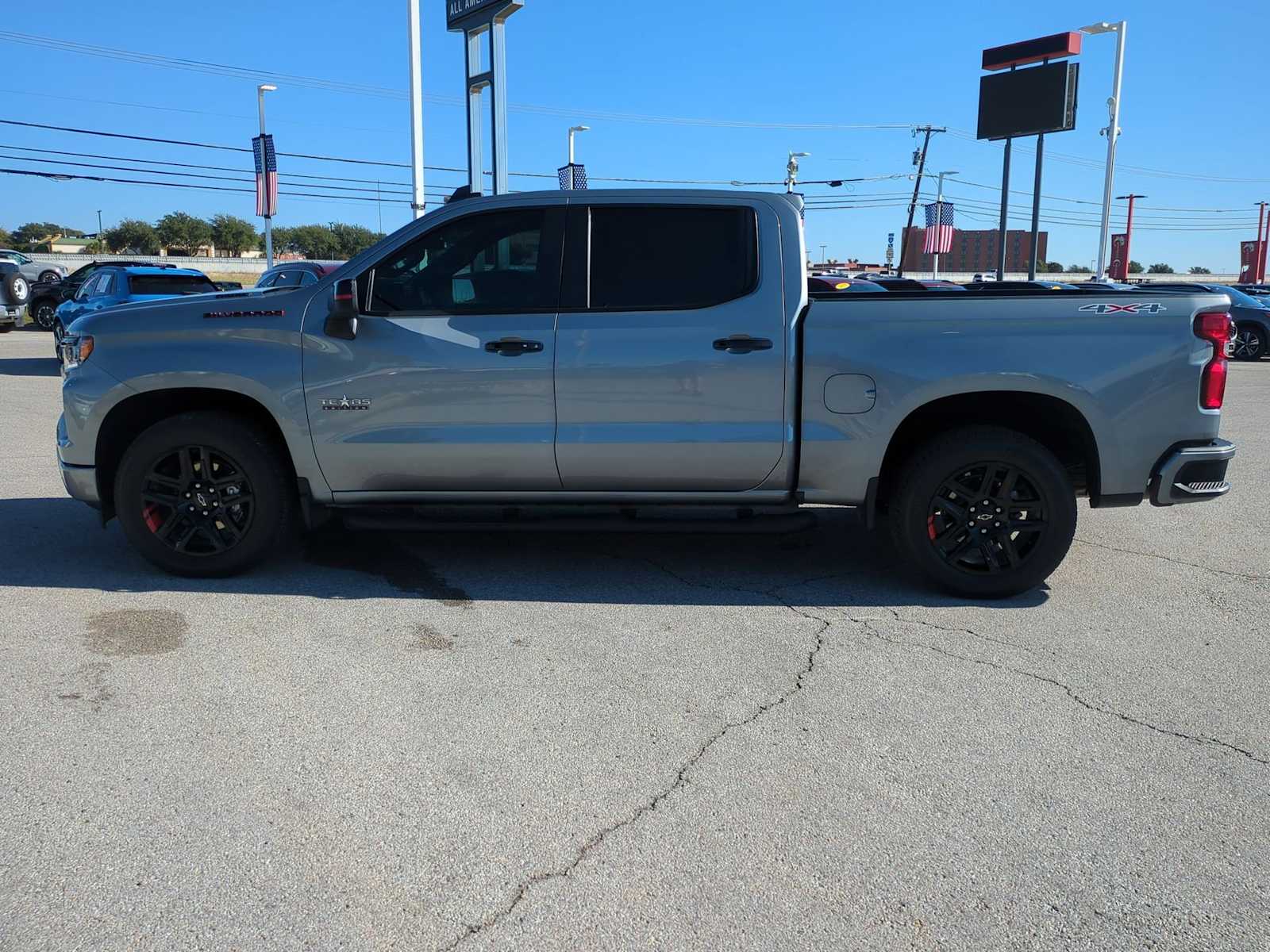 Thumbnail: 2023 Chevrolet Silverado 1500 - 5