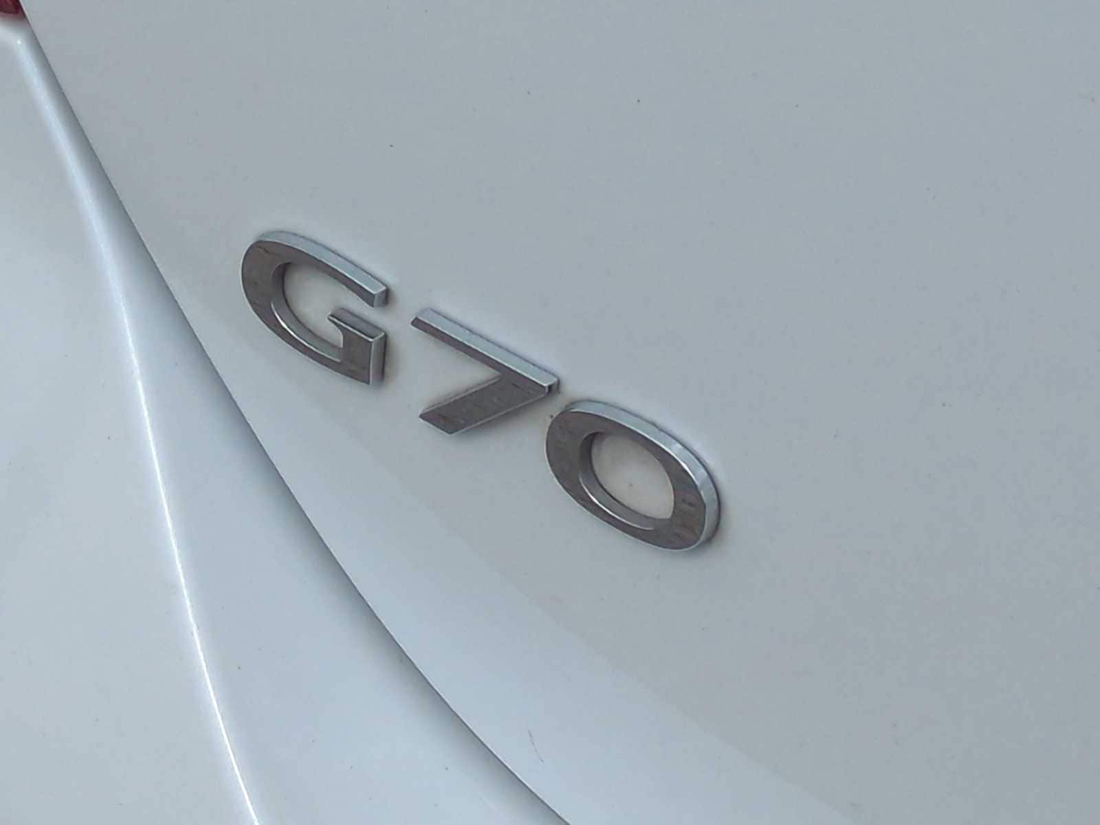 Thumbnail: 2023 Genesis G70 - 32