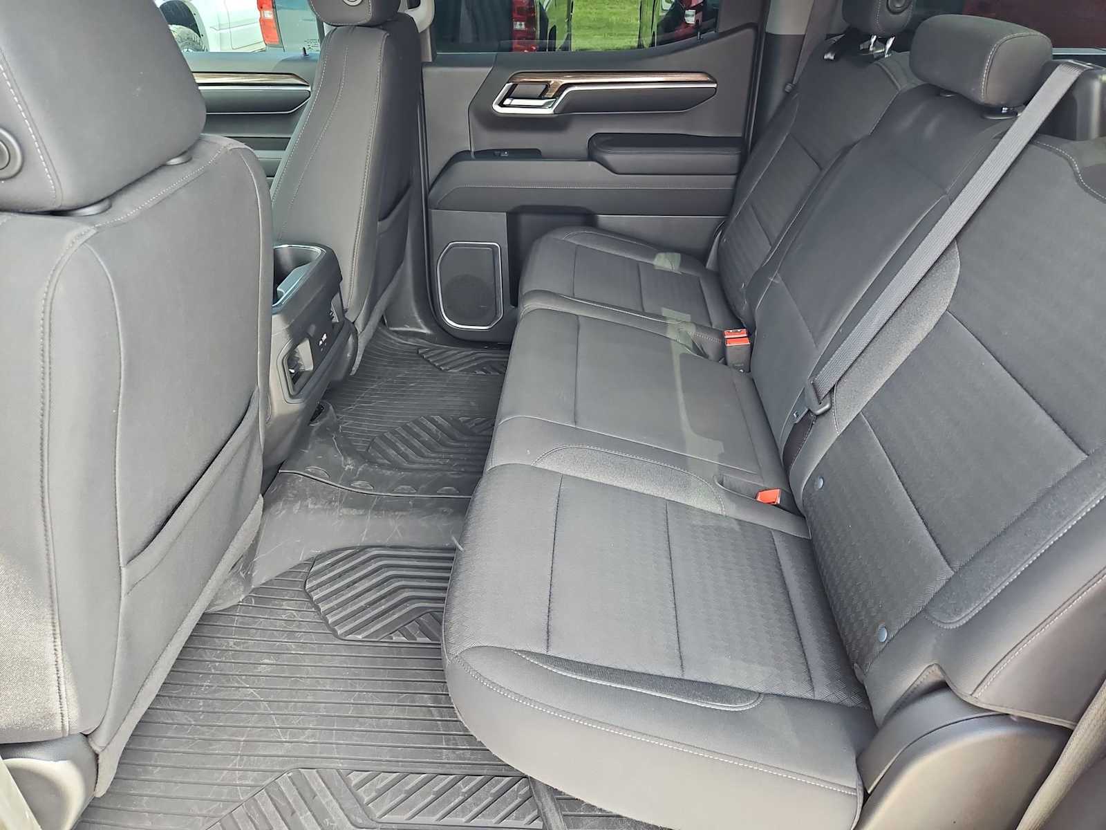 2023 Chevrolet Silverado 1500  24