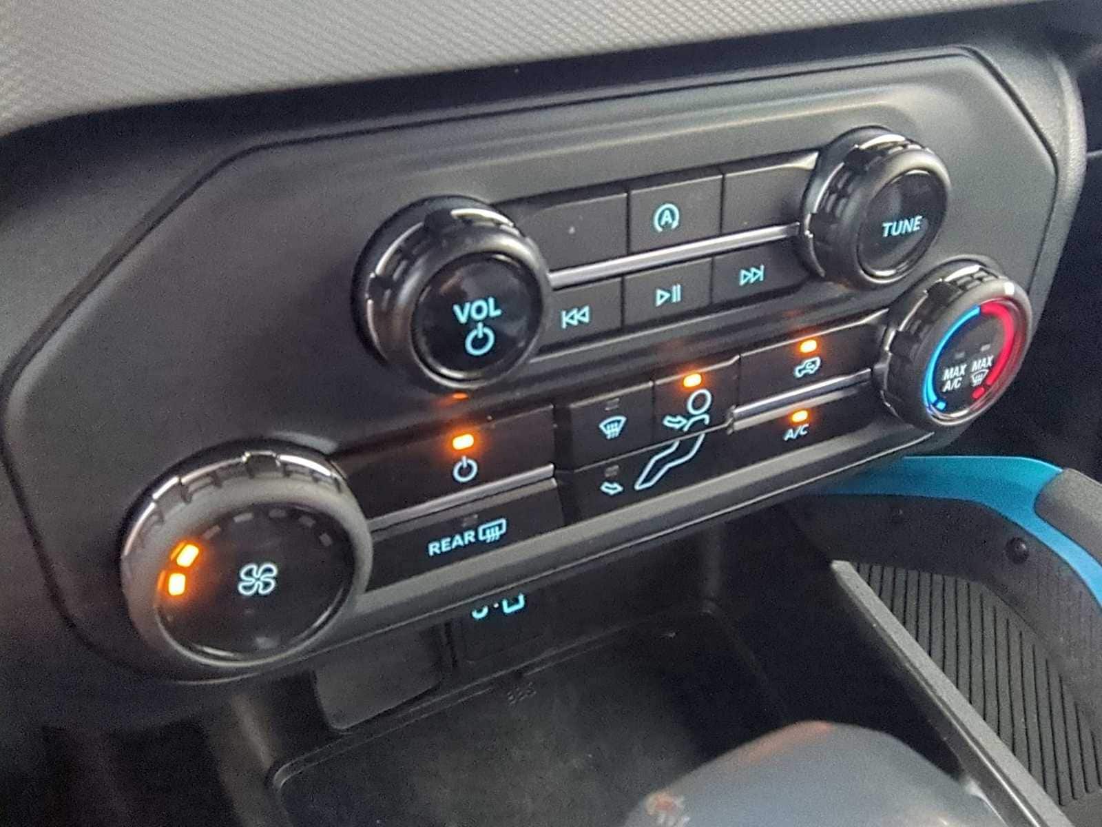 Thumbnail: 2023 Ford Bronco - 17