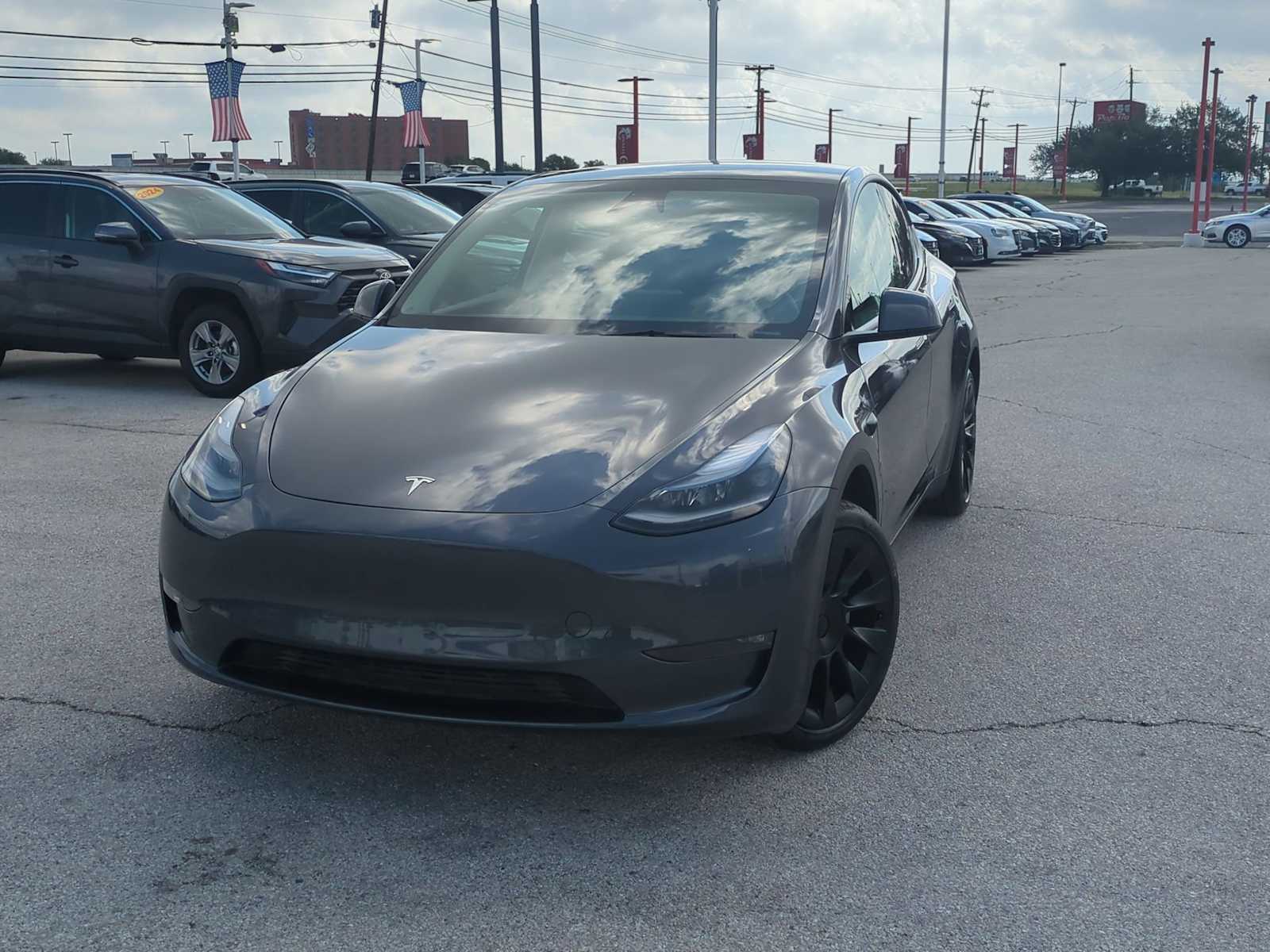Thumbnail: 2023 Tesla Model Y - 1