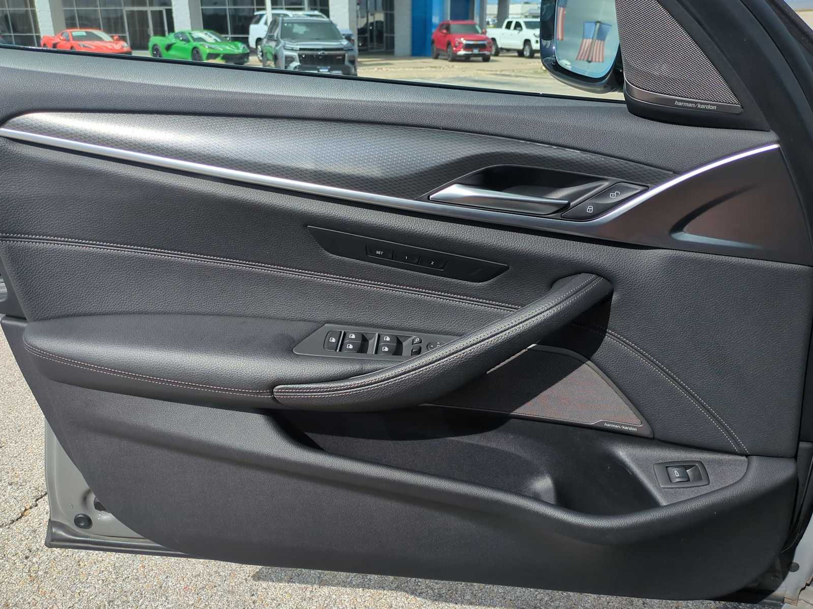 Thumbnail: 2021 BMW 5 Series - 22