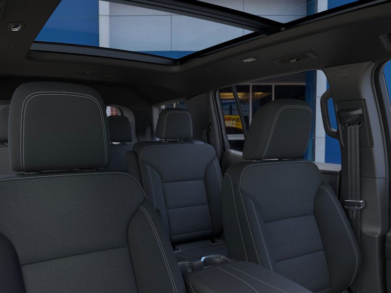 Thumbnail: 2026 Chevrolet Traverse - 24