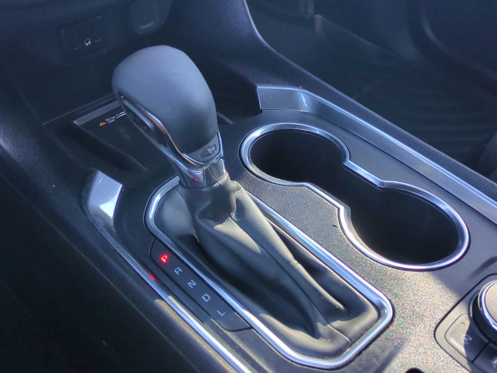 Thumbnail: 2023 Chevrolet Traverse - 16