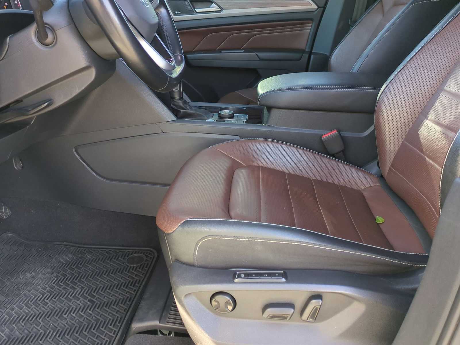 Thumbnail: 2021 Volkswagen Atlas - 20