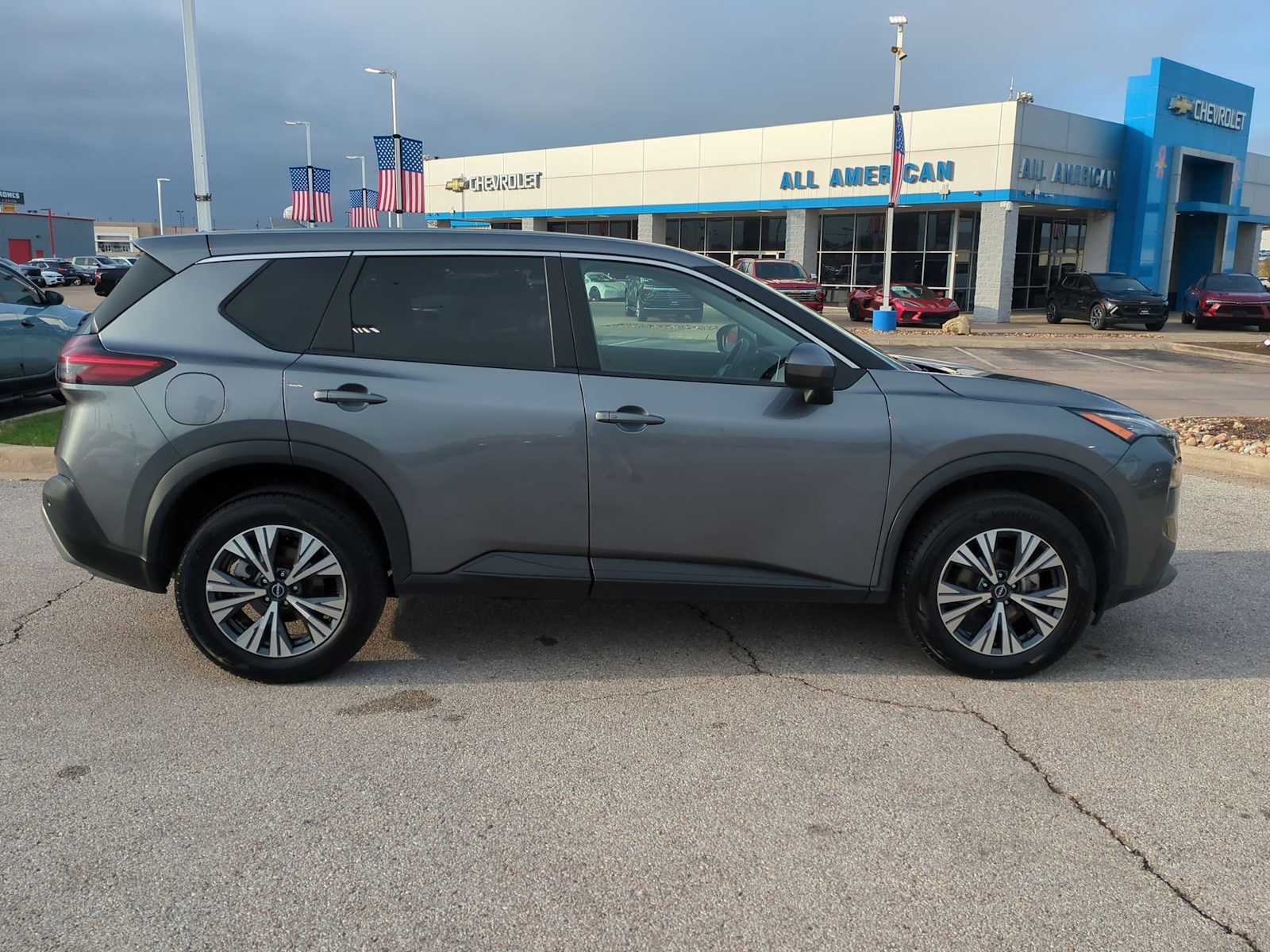 Thumbnail: 2023 Nissan Rogue - 9