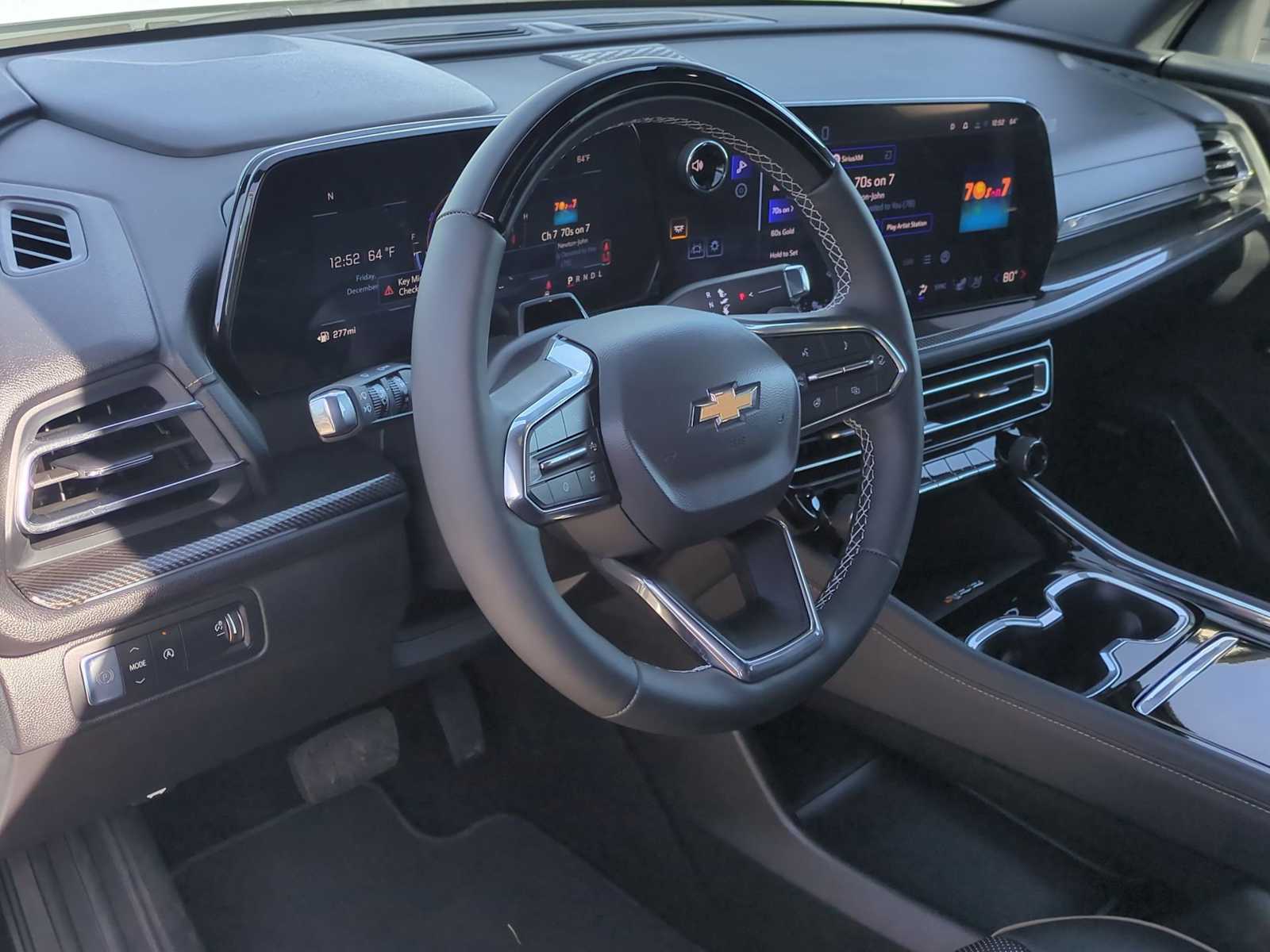 Thumbnail: 2026 Chevrolet Traverse - 10