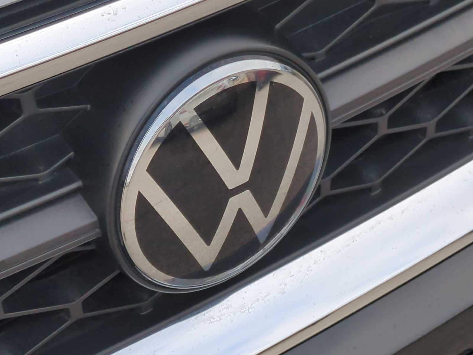 Thumbnail: 2024 Volkswagen Taos - 30