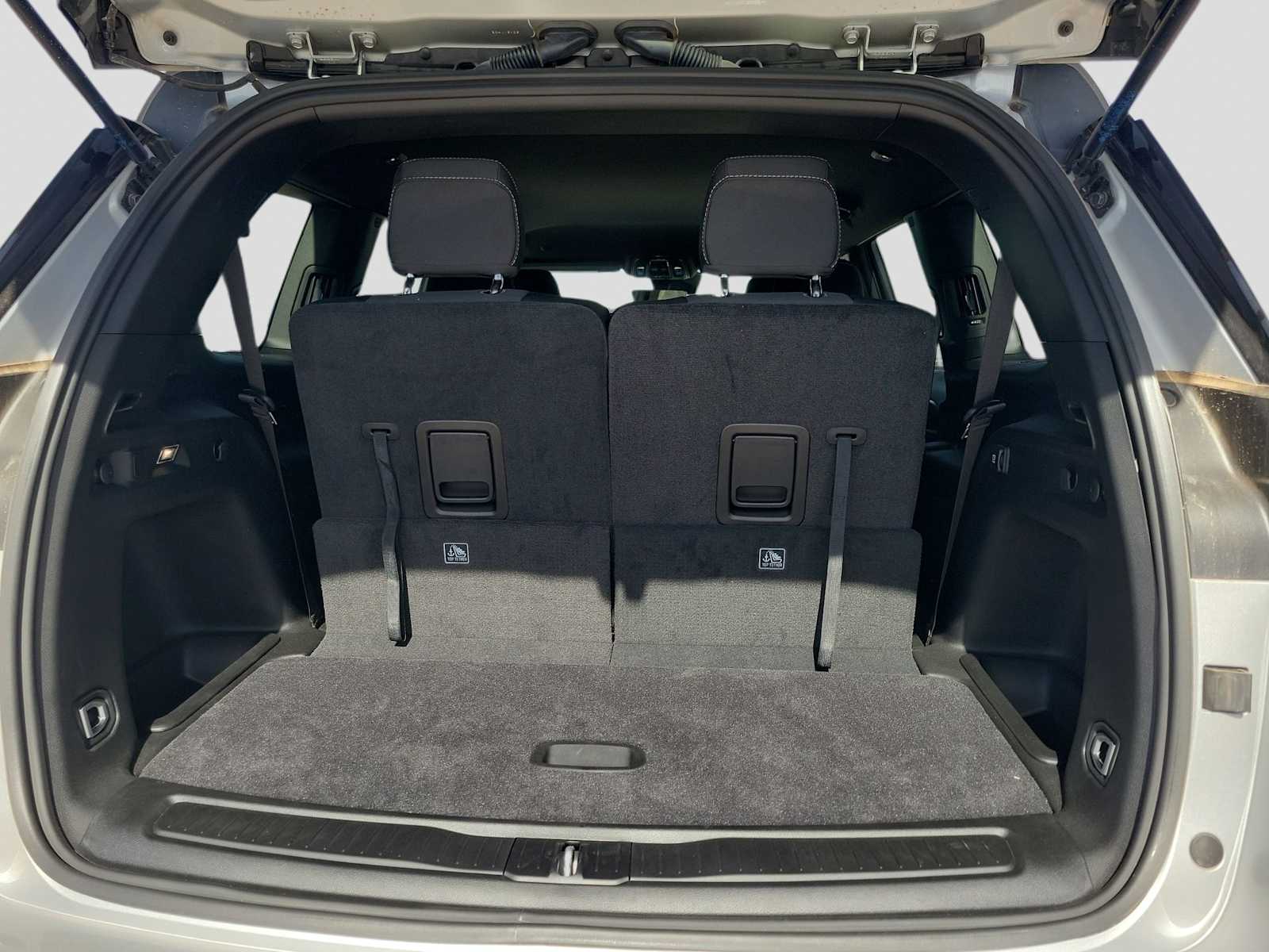 Thumbnail: 2025 Jeep Grand Cherokee L - 15