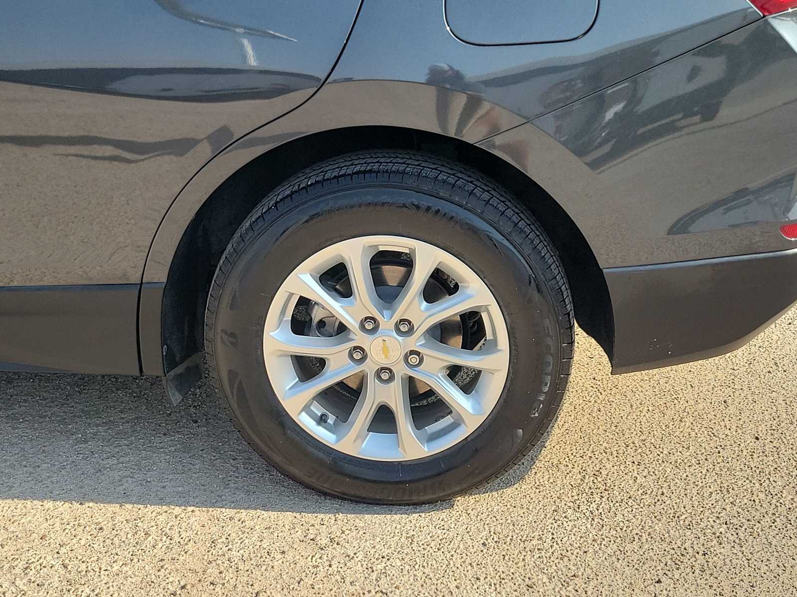 2021 Chevrolet Equinox LS 8