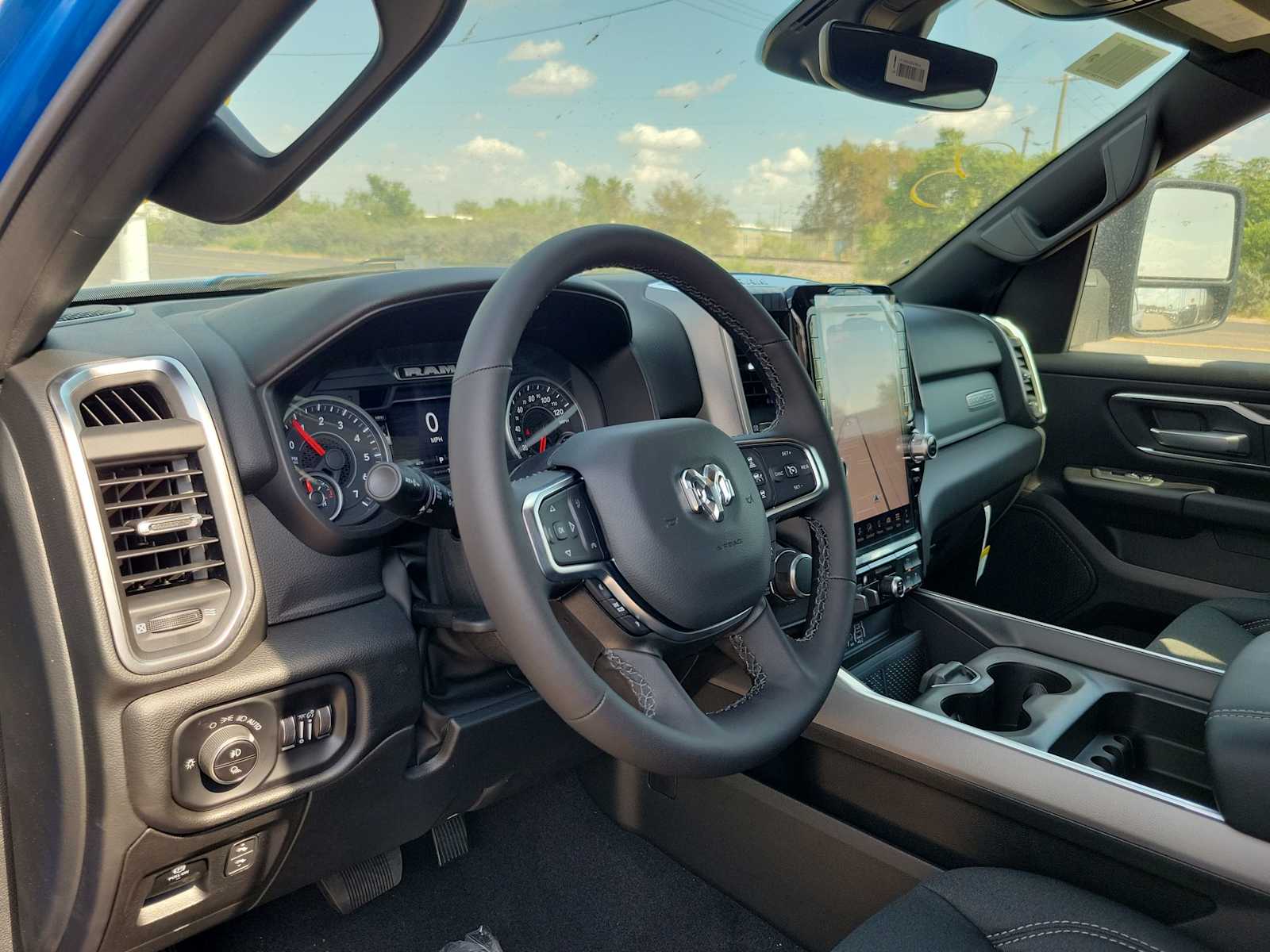 Thumbnail: 2025 RAM 1500 - 2