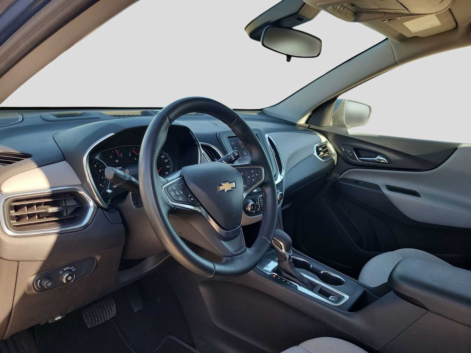Thumbnail: 2024 Chevrolet Equinox - 10