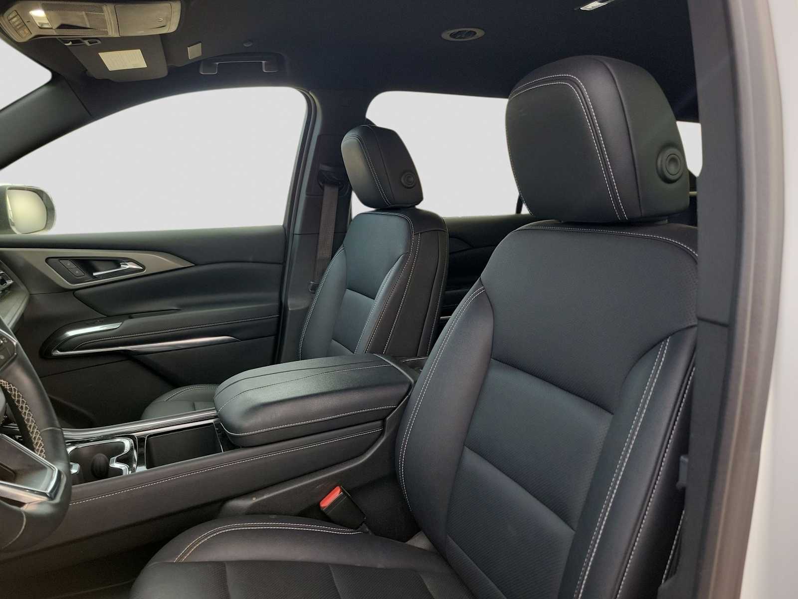 Thumbnail: 2025 Chevrolet Traverse - 7