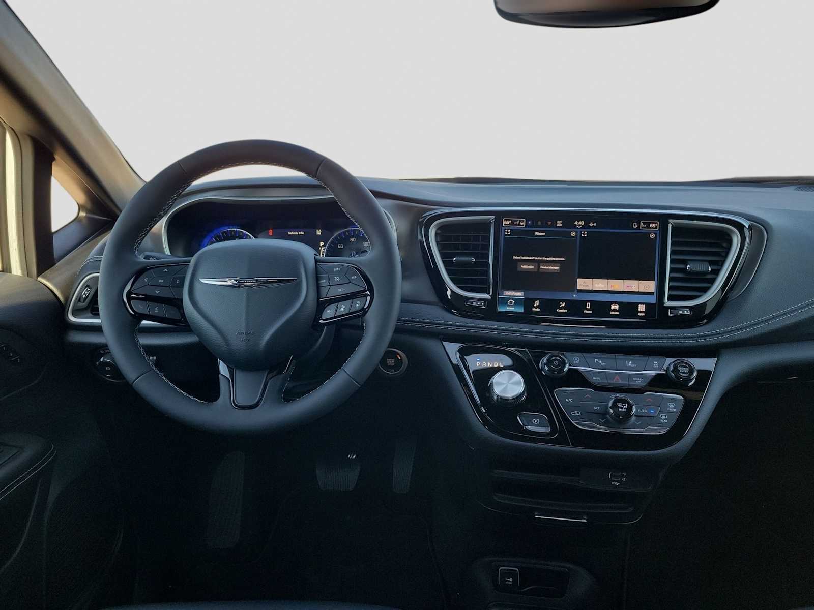 Thumbnail: 2026 Chrysler Pacifica - 10