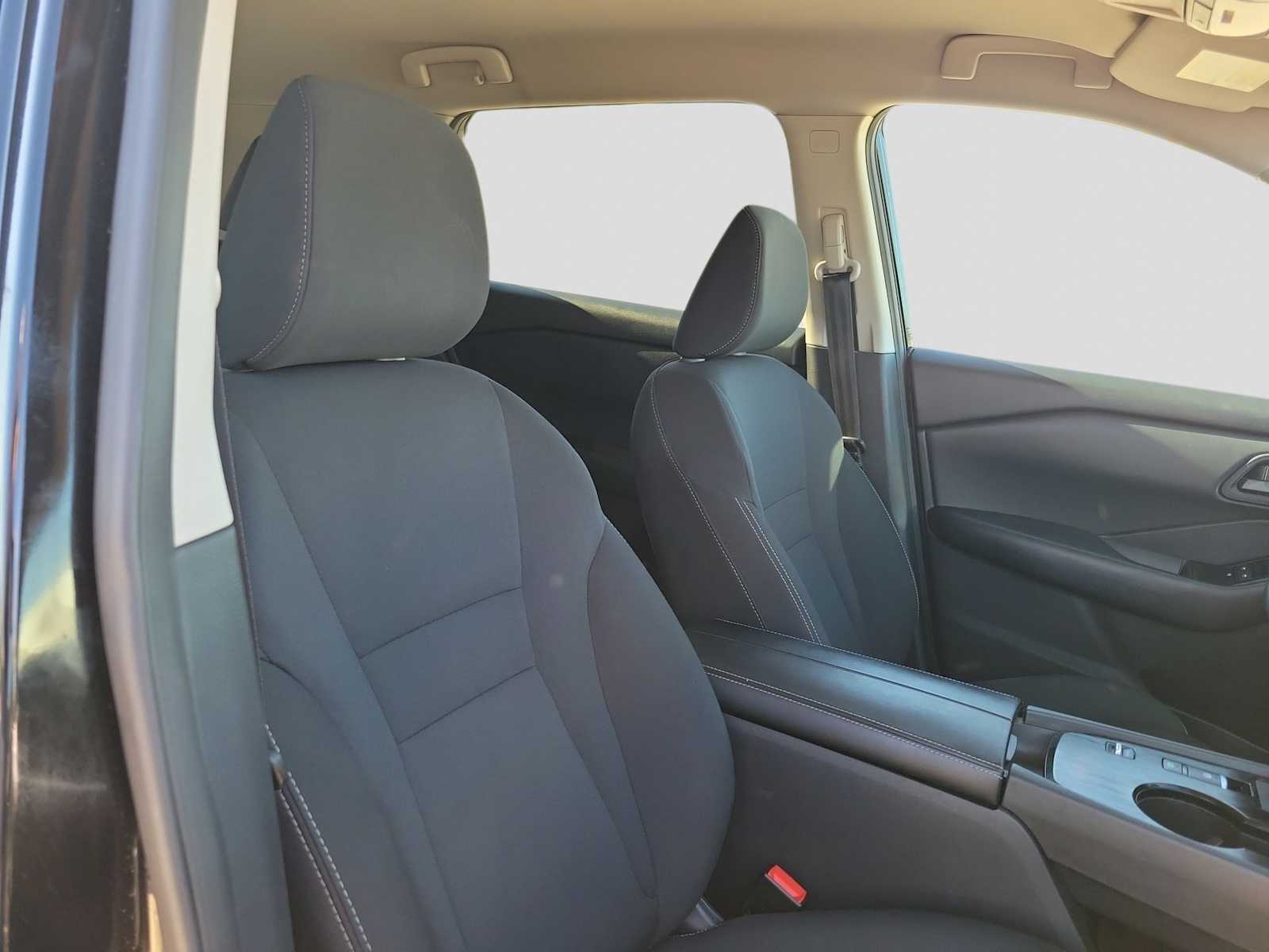 Thumbnail: 2024 Nissan Rogue - 10