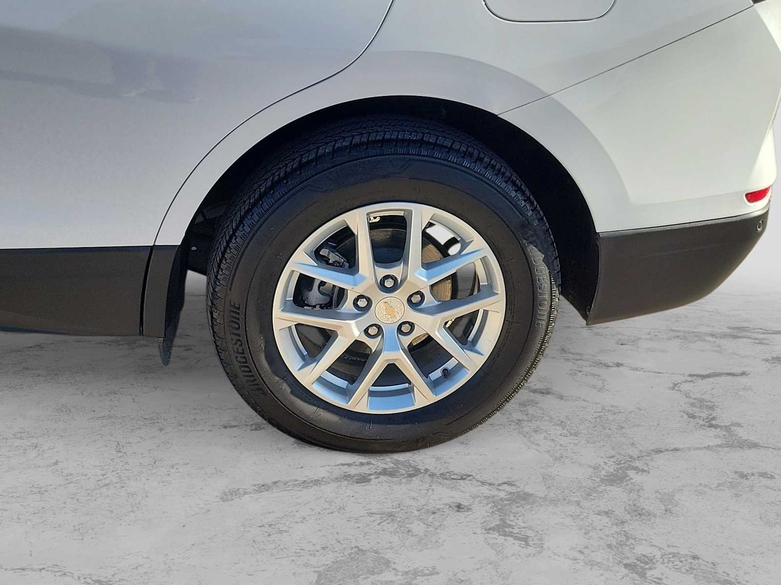 Thumbnail: 2024 Chevrolet Equinox - 8