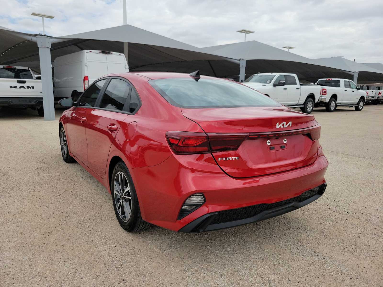 Thumbnail: 2023 Kia Forte - 4