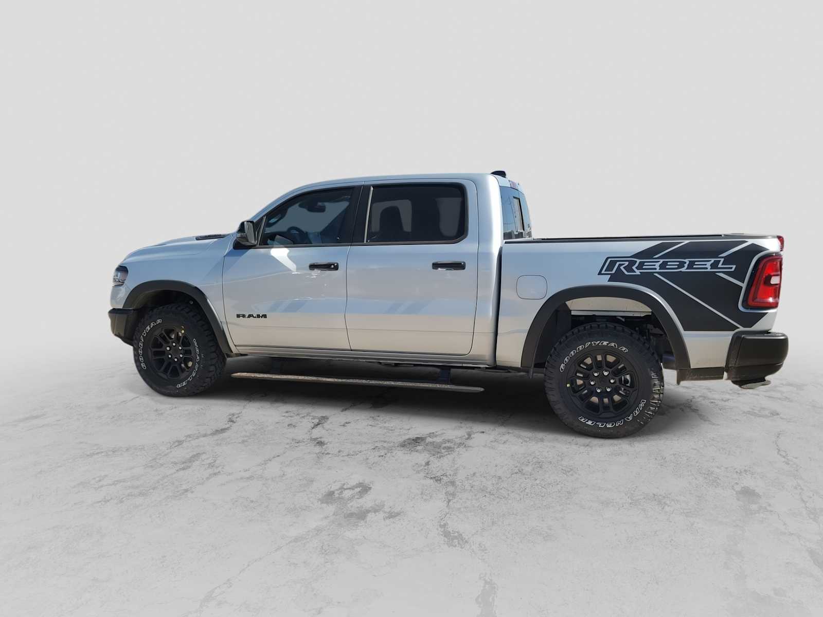 Thumbnail: 2026 RAM 1500 - 5