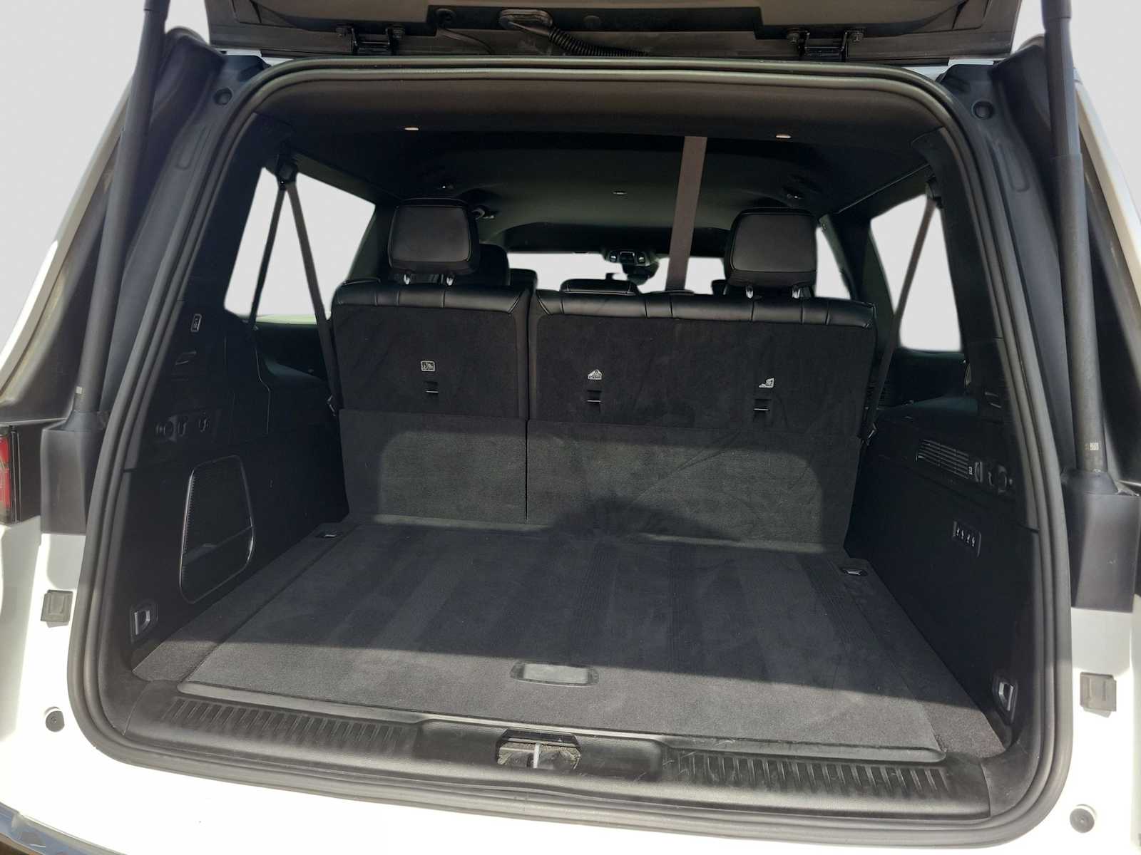 Thumbnail: 2024 Jeep Wagoneer - 23