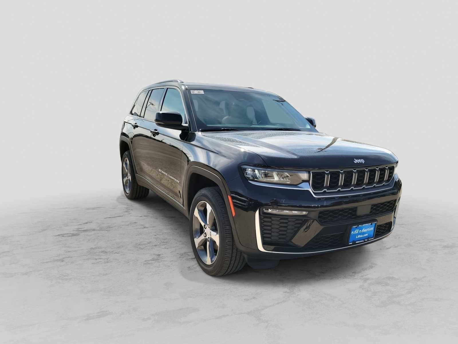 Thumbnail: 2026 Jeep Grand Cherokee - 2