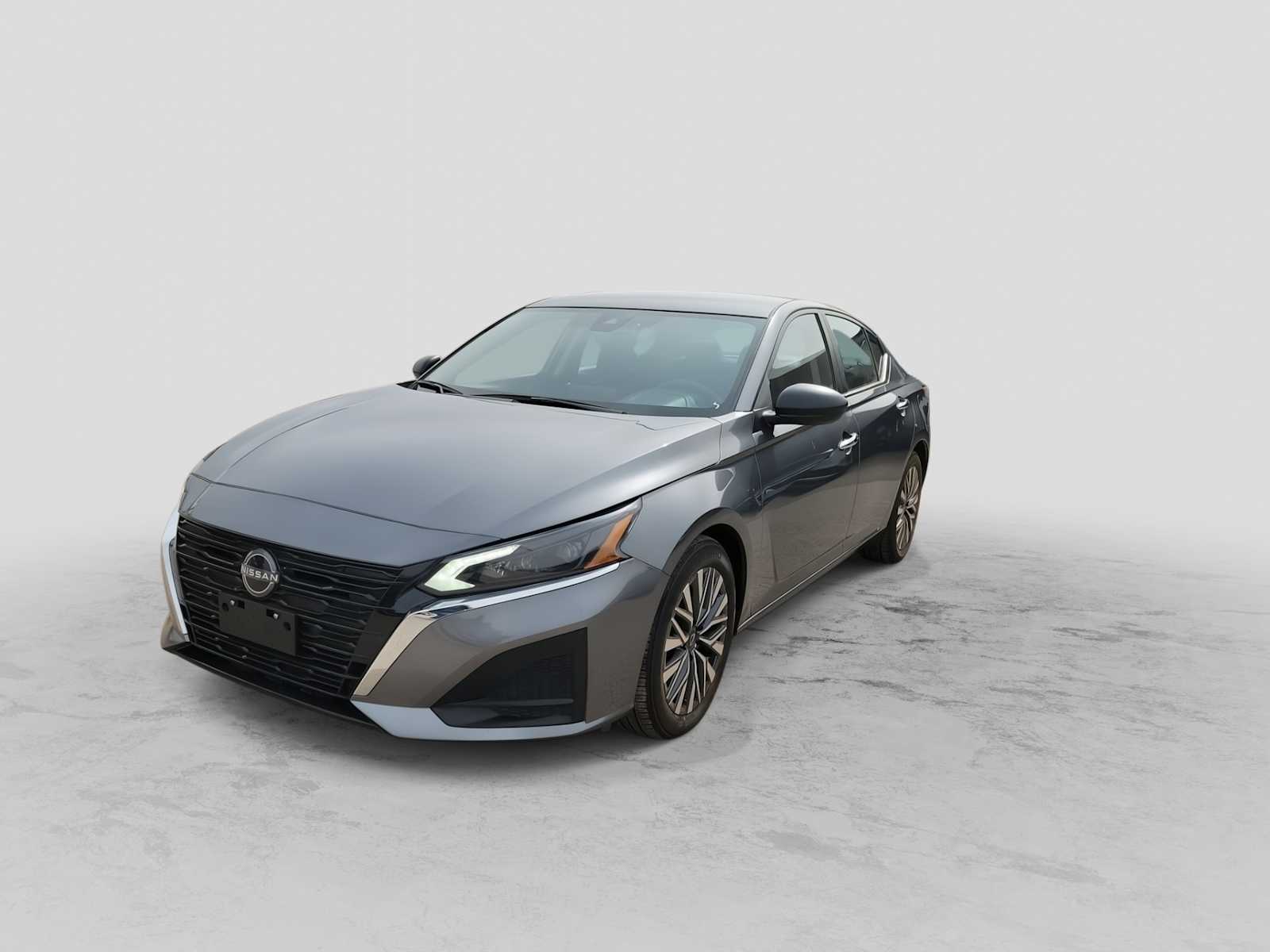 Thumbnail: 2024 Nissan Altima - 4