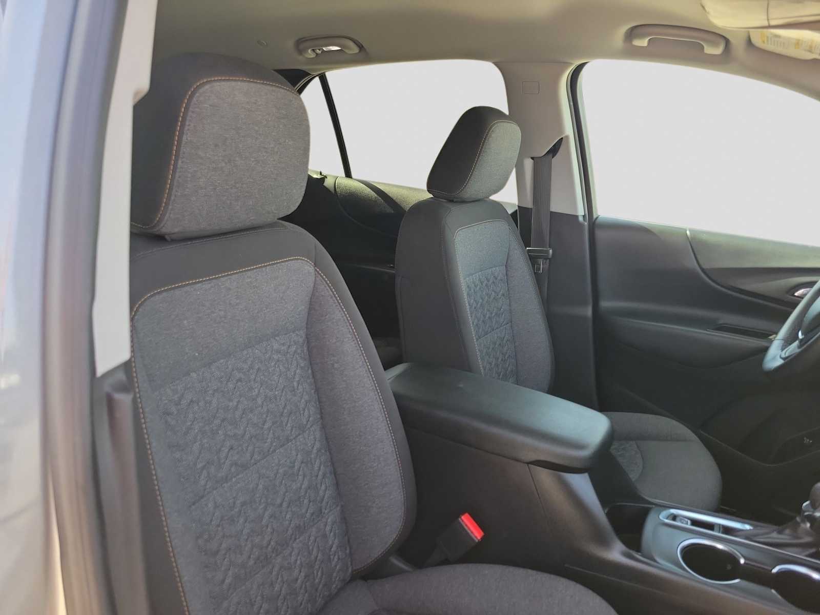 Thumbnail: 2024 Chevrolet Equinox - 18