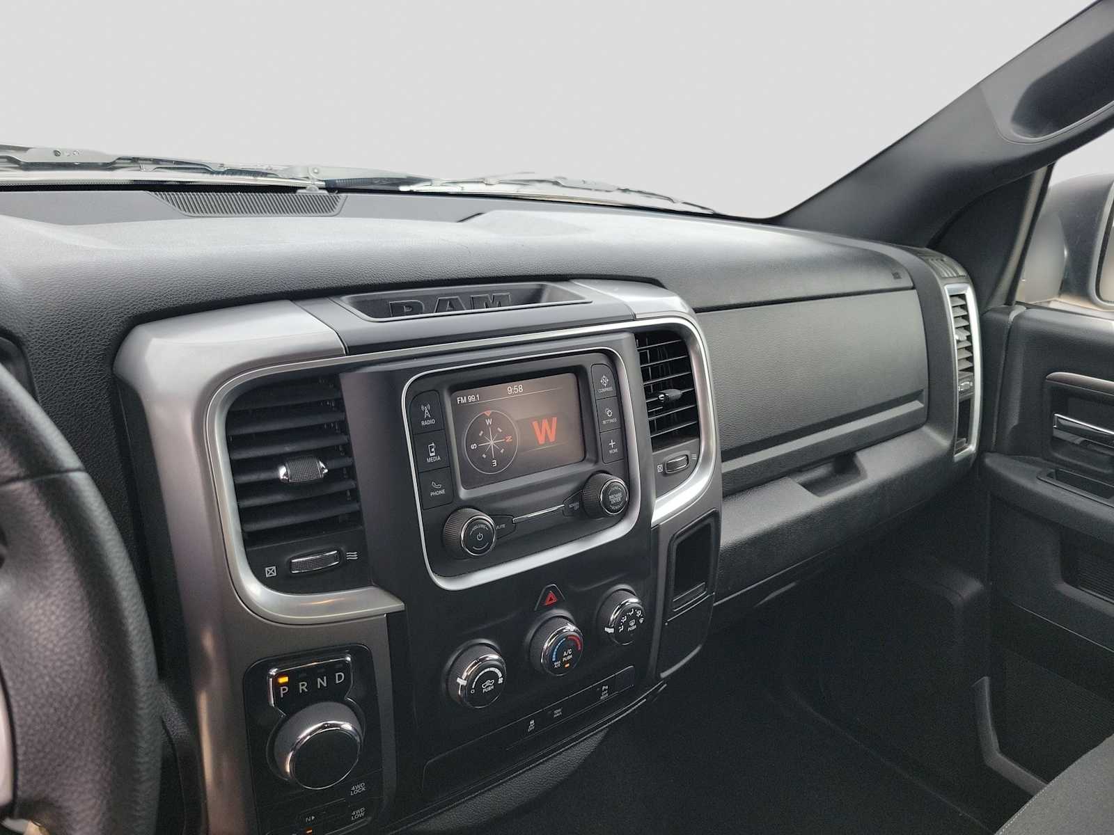 Thumbnail: 2024 RAM 1500 Classic - 24