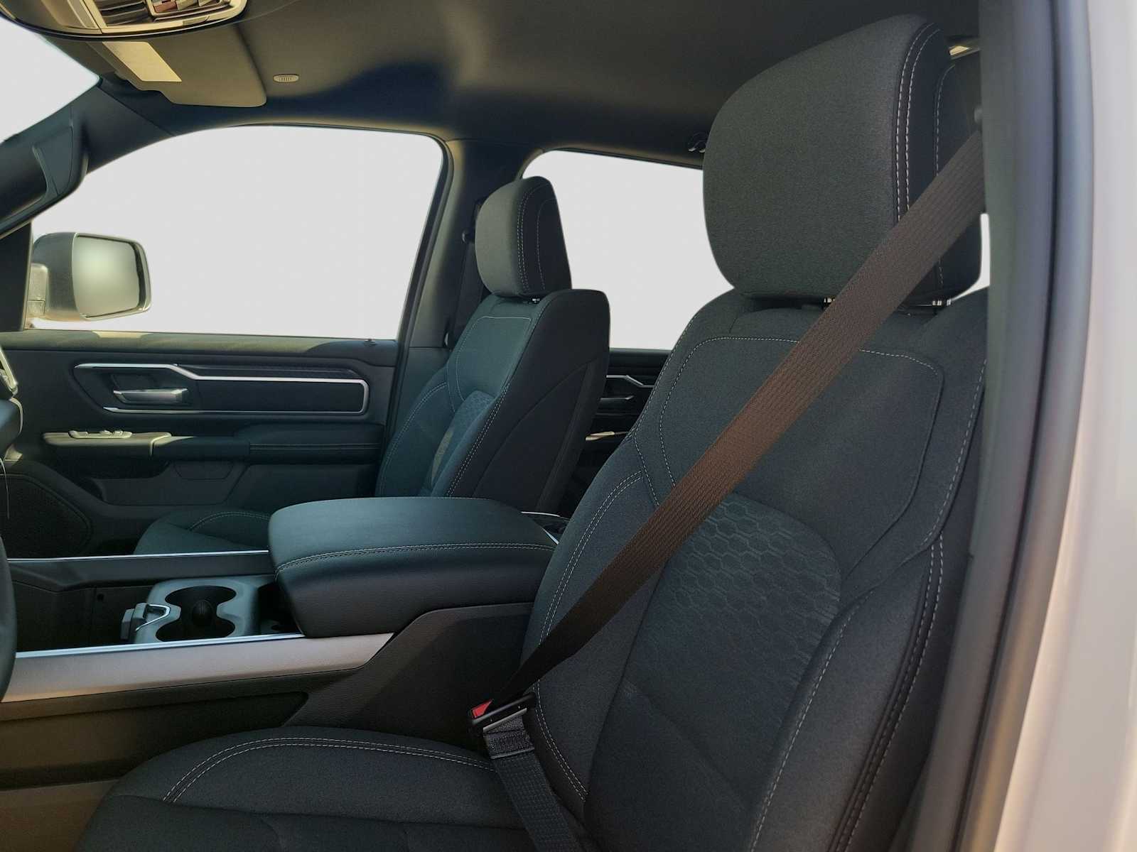 Thumbnail: 2026 RAM 1500 - 15