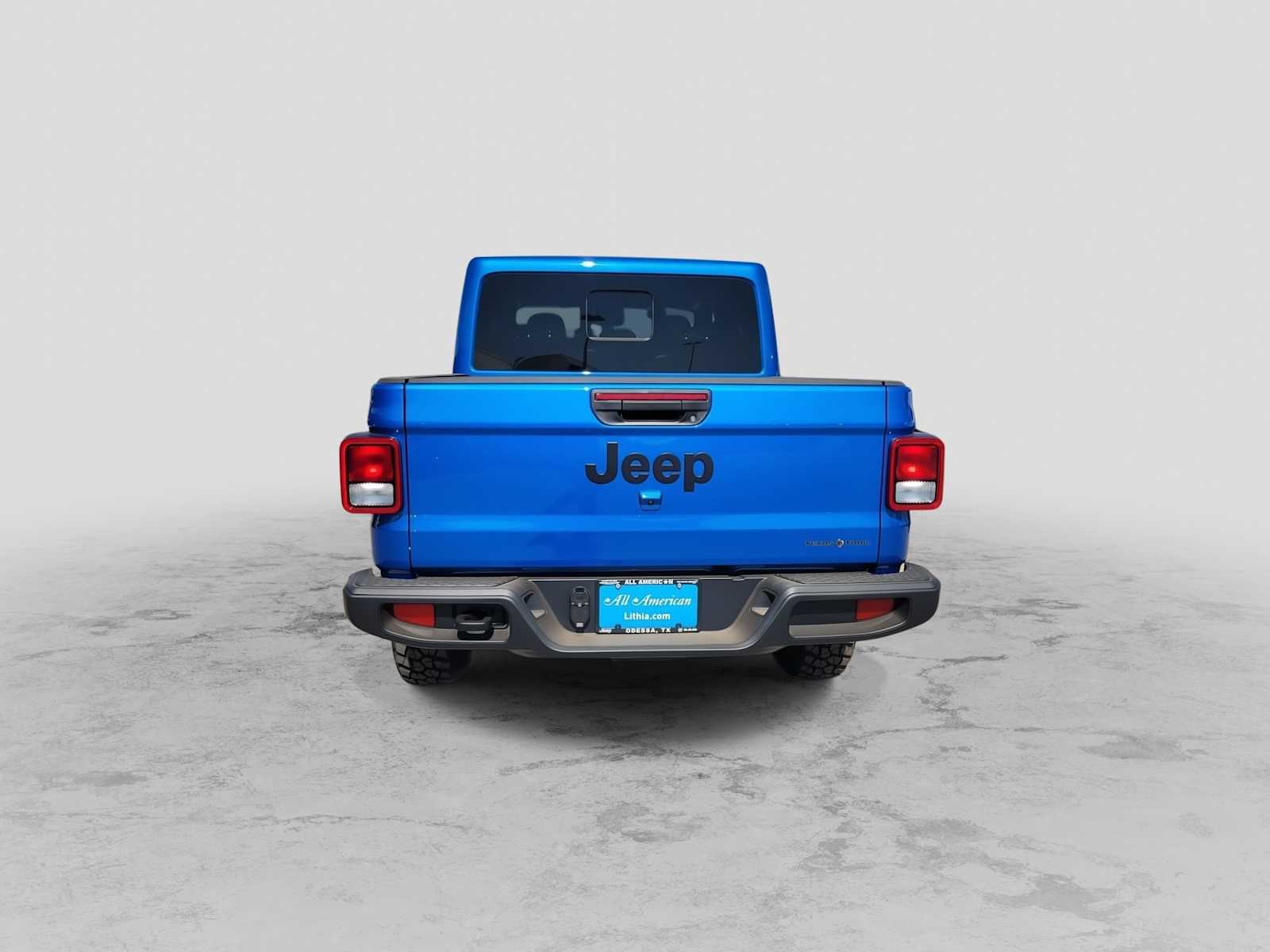 Thumbnail: 2026 Jeep Gladiator - 7