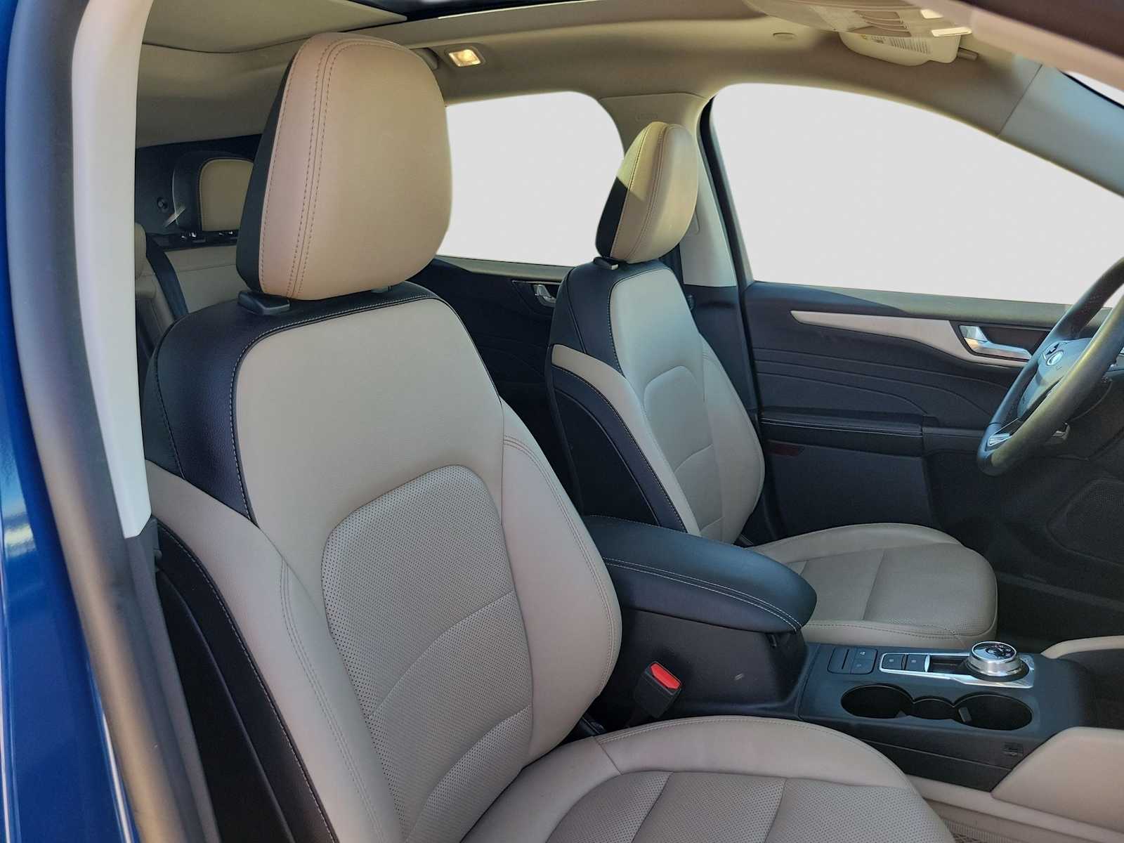 Thumbnail: 2022 Ford Escape - 14