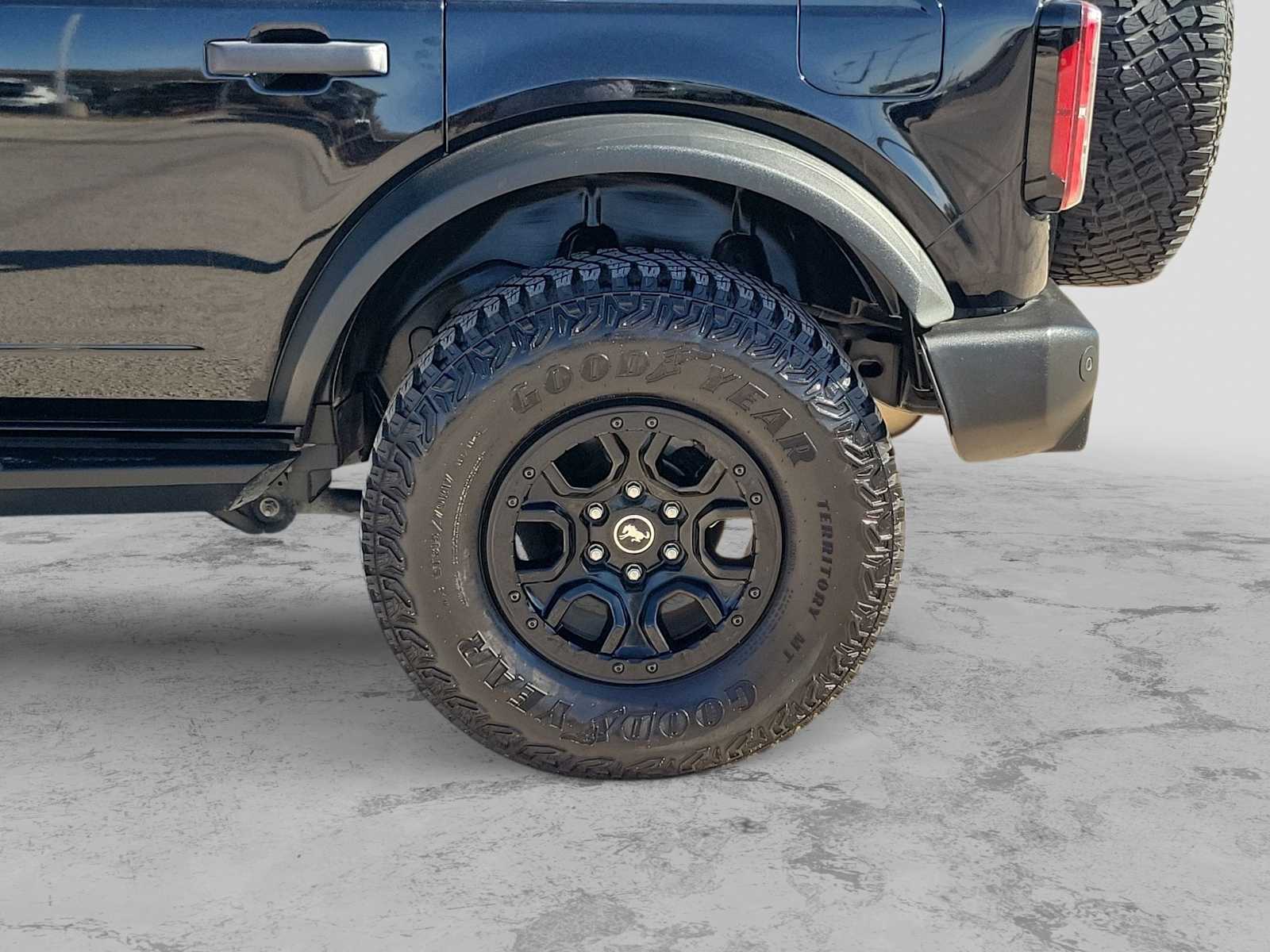 Thumbnail: 2023 Ford Bronco - 8