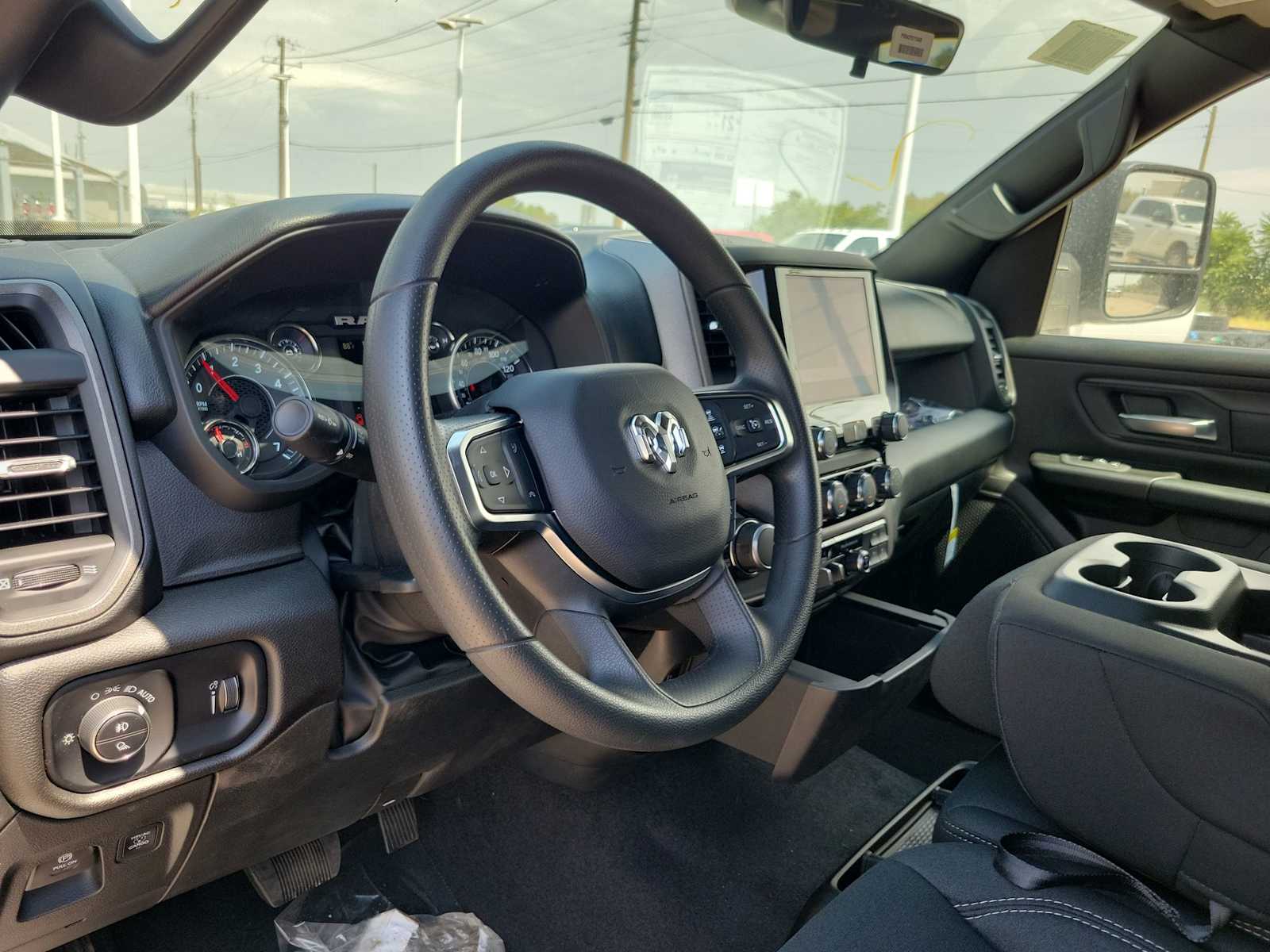 Thumbnail: 2025 RAM 1500 - 2