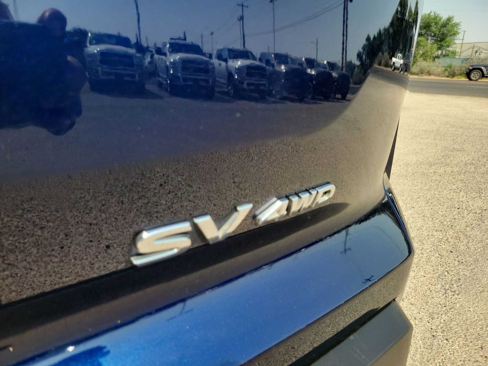 2024 Nissan Pathfinder SV 7